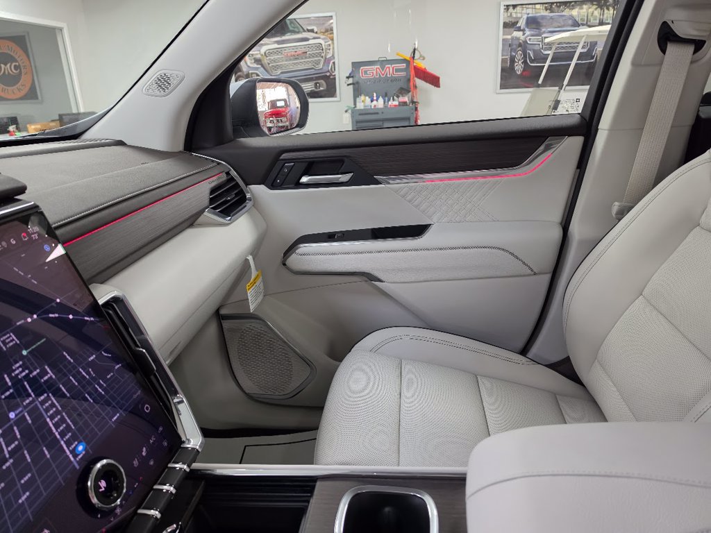2027 GMC Acadia Denali - Photo 30