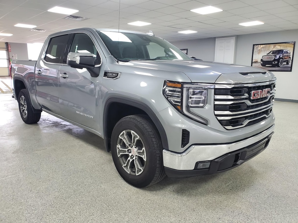 Used 2025 GMC Sierra 1500 SLT Truck