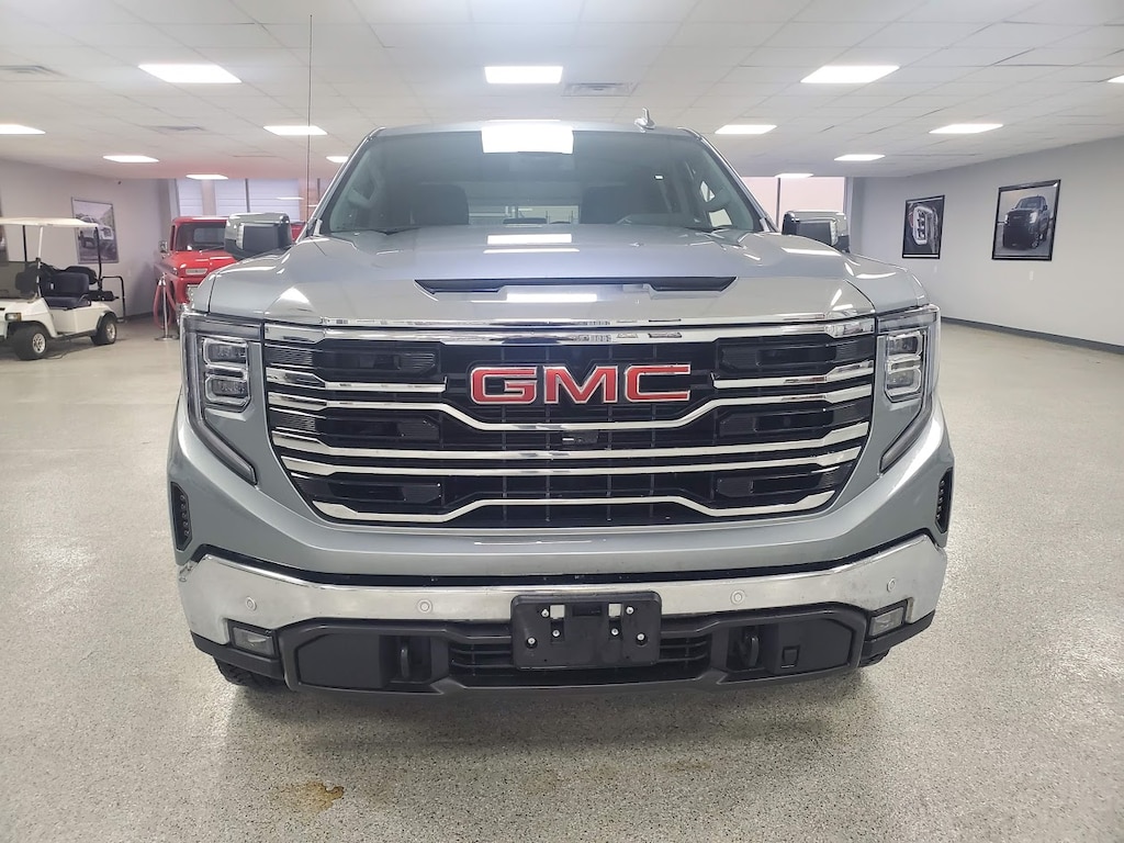 Used 2025 GMC Sierra 1500 SLT Truck