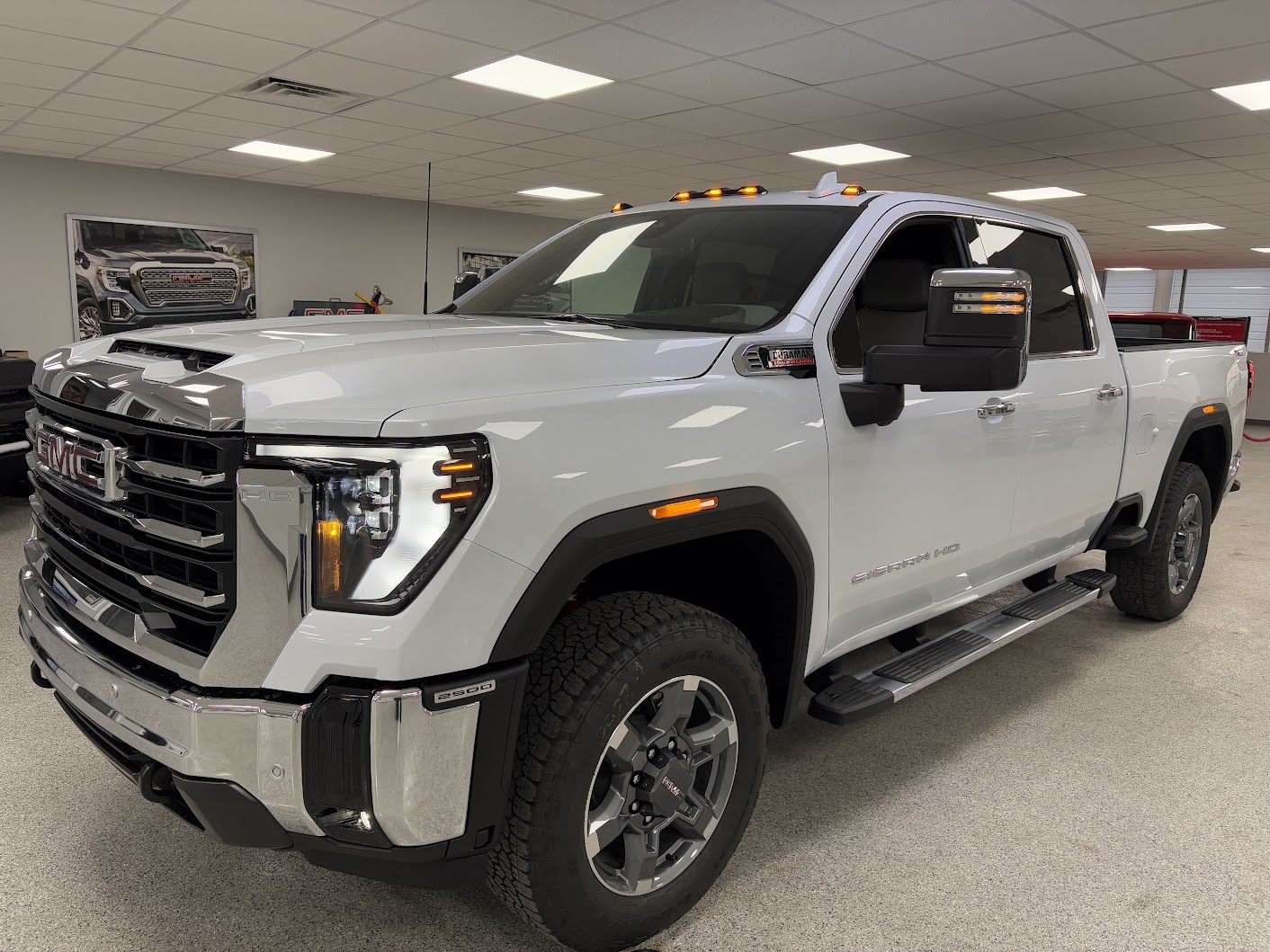 2026 GMC Sierra 2500HD SLT's photo