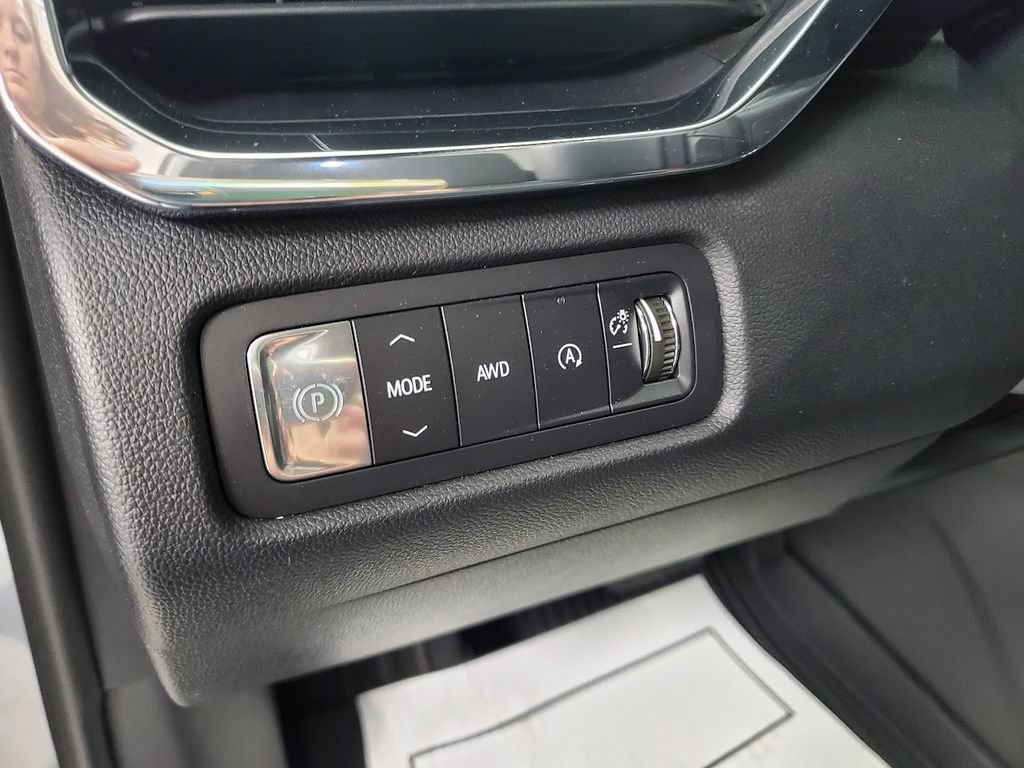 2026 GMC Acadia Elevation - Photo 13