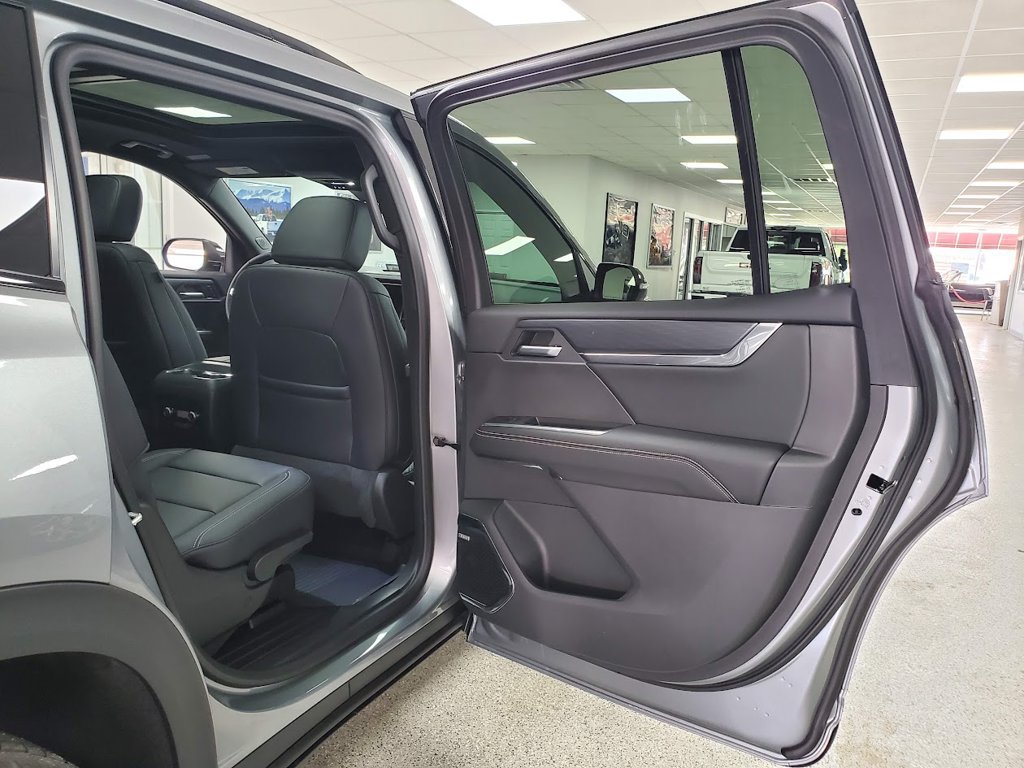 2026 GMC Acadia Elevation - Photo 31