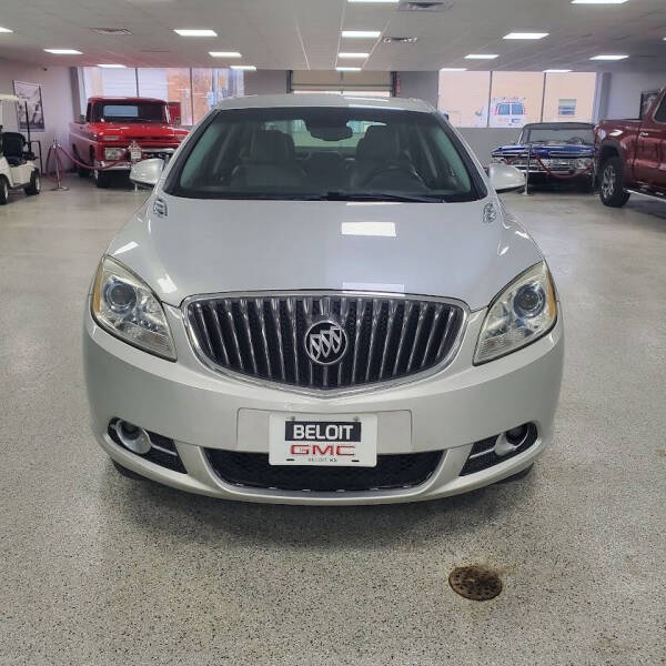 Used 2013 Buick Verano 1SD with VIN 1G4PP5SK1D4222109 for sale in Beloit, KS