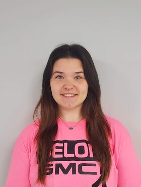 Staff member Sage from ID_26ff21