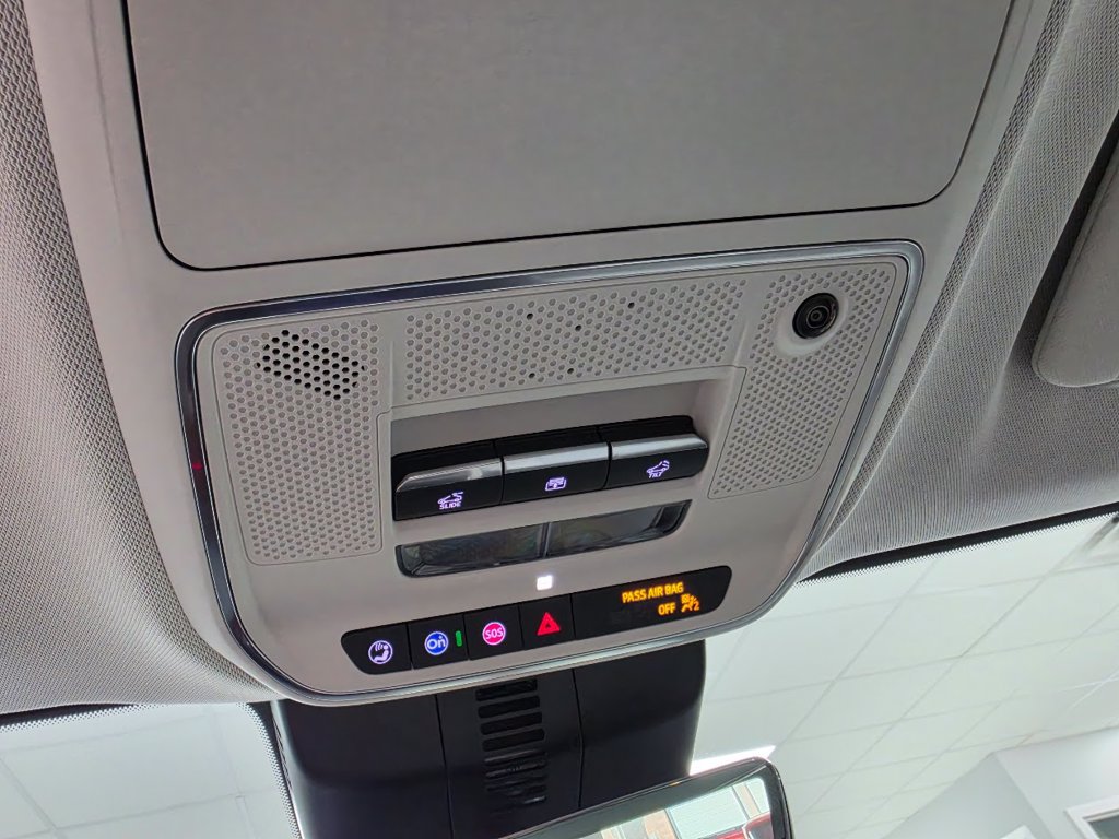 2027 GMC Acadia Denali - Photo 29