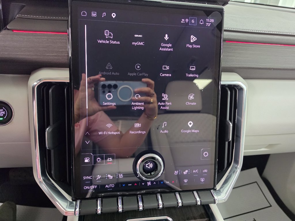 2027 GMC Acadia Denali - Photo 23