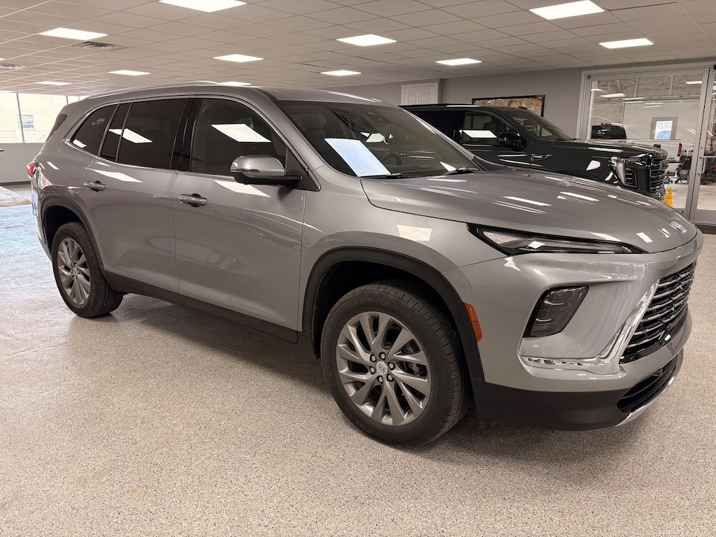 Used 2026 Buick Enclave Preferred SUV