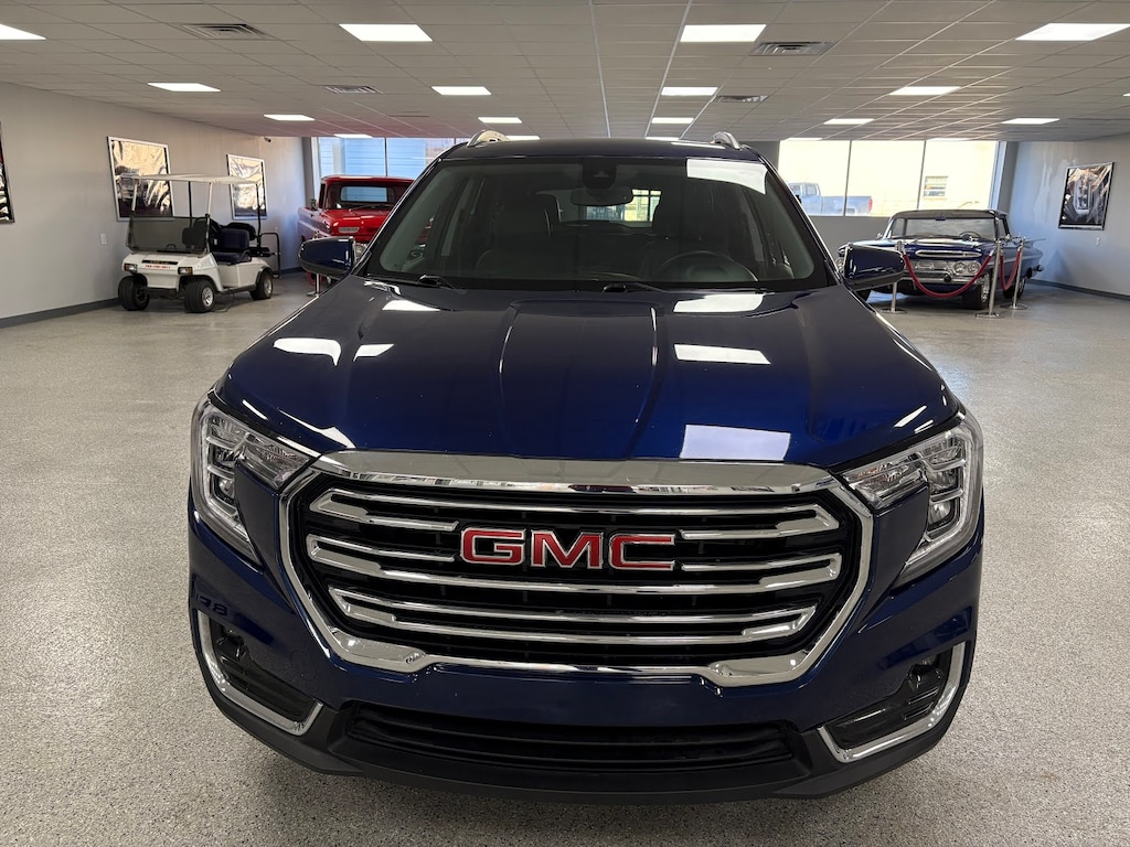 Used 2023 GMC Terrain SLT SUV