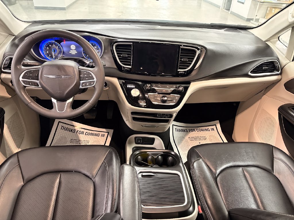 2024 Chrysler Pacifica Touring L - Photo 19