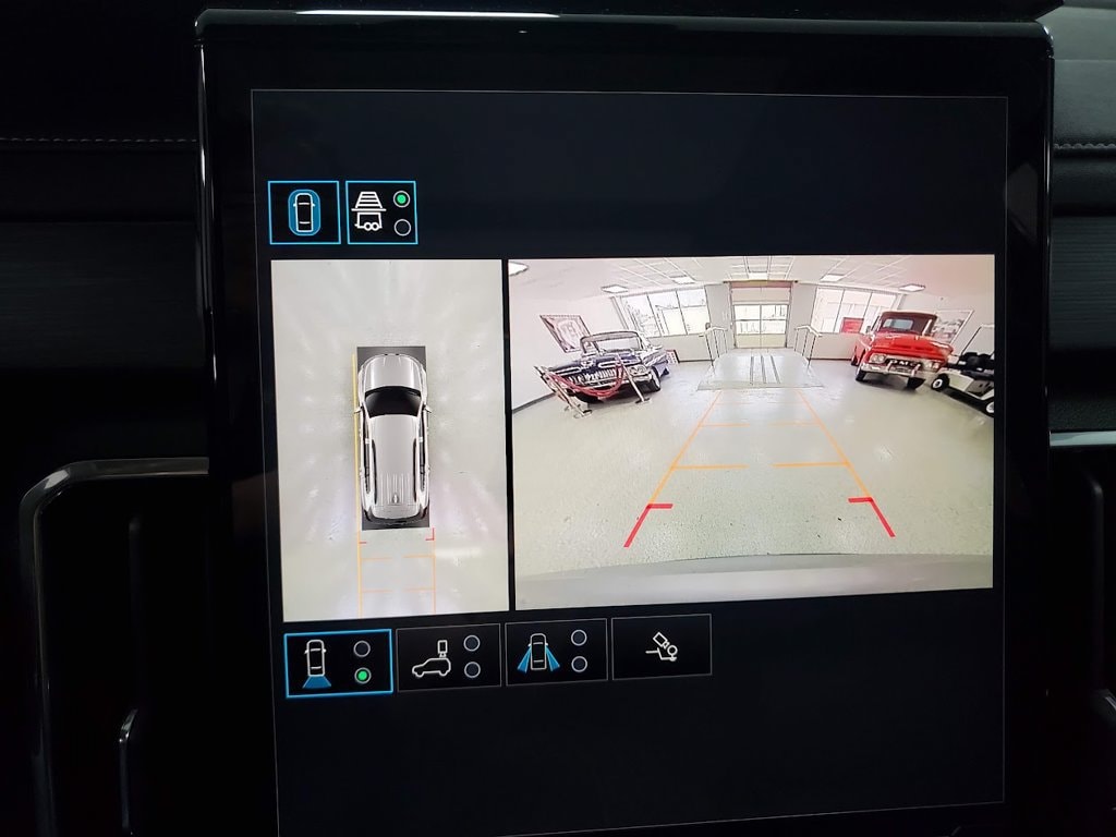 2026 GMC Acadia Elevation - Photo 17