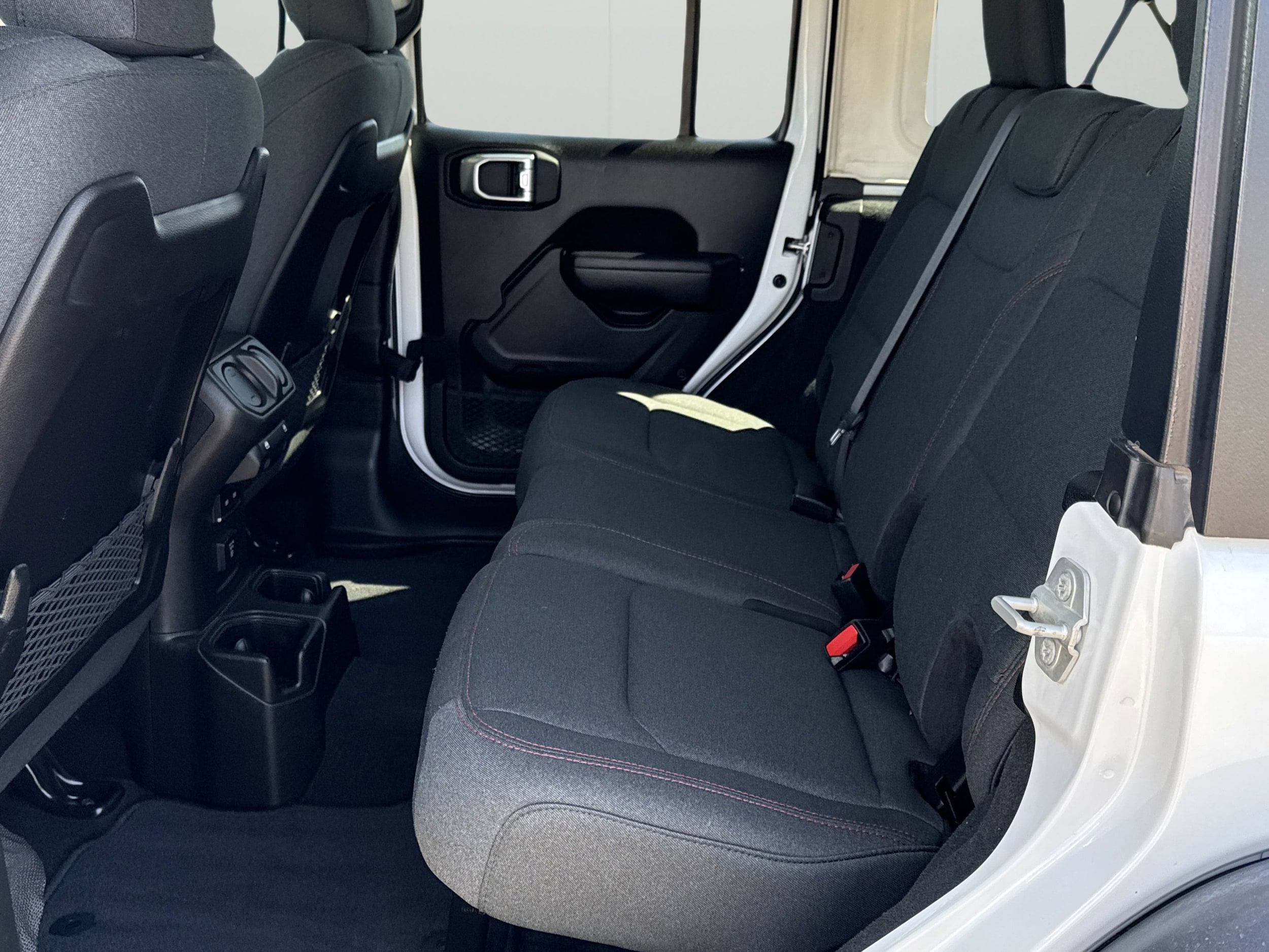 2024 Jeep Wrangler 4-Door Rubicon - Photo 15
