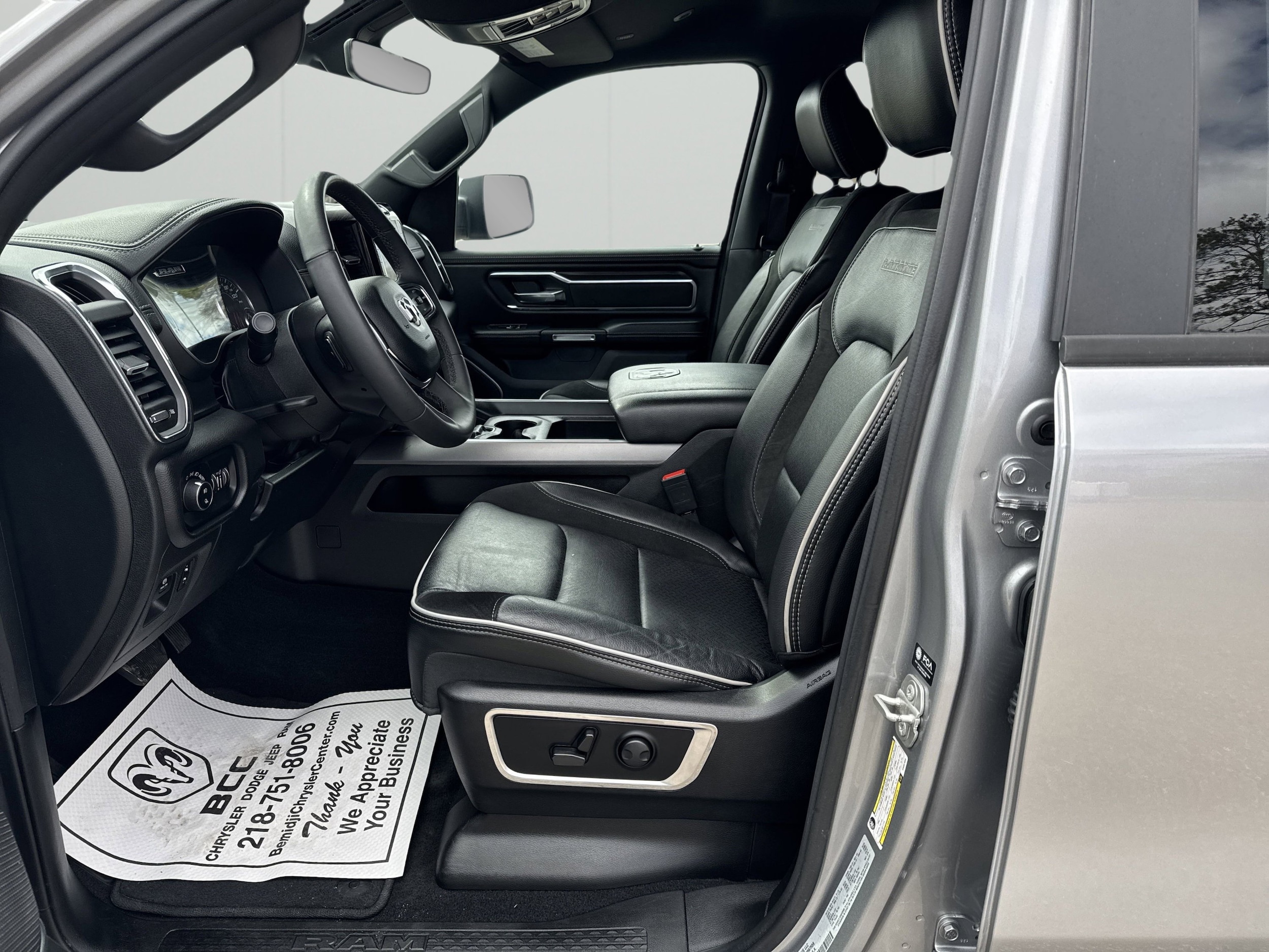 2025 RAM Ram 1500 Pickup Laramie - Photo 4