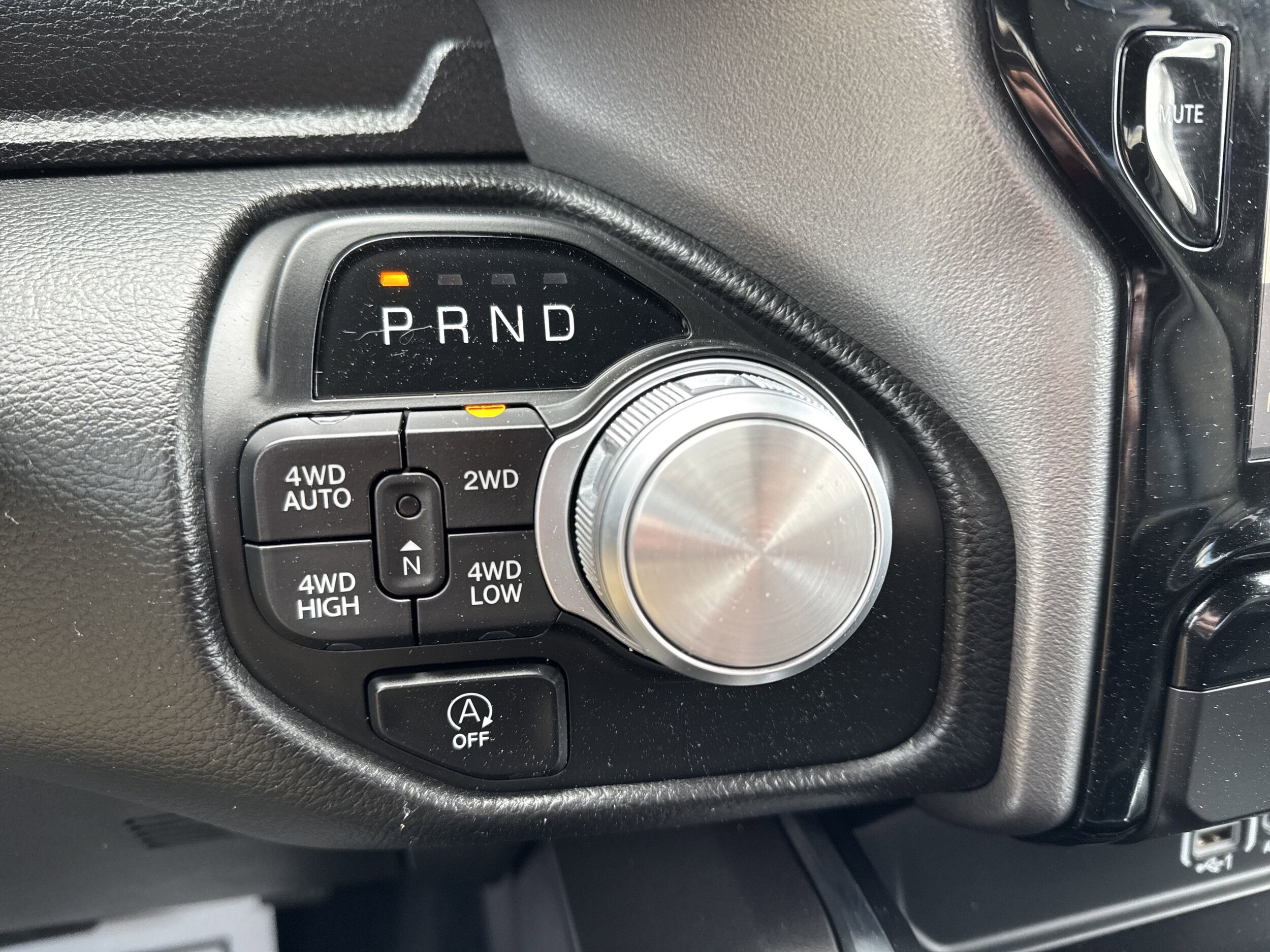 2025 RAM Ram 1500 Pickup Laramie - Photo 6