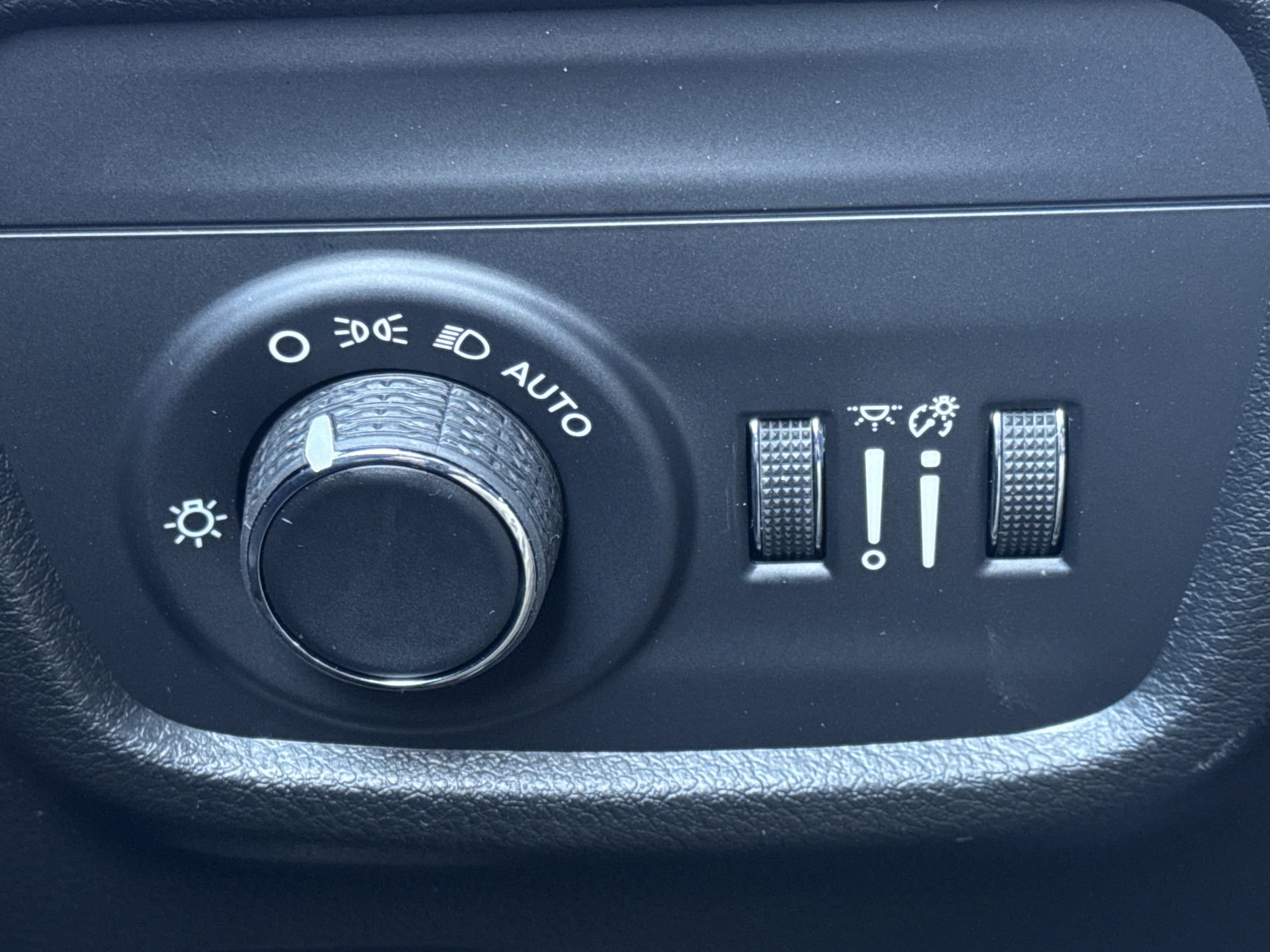 2025 Jeep Grand Cherokee Altitude - Photo 10