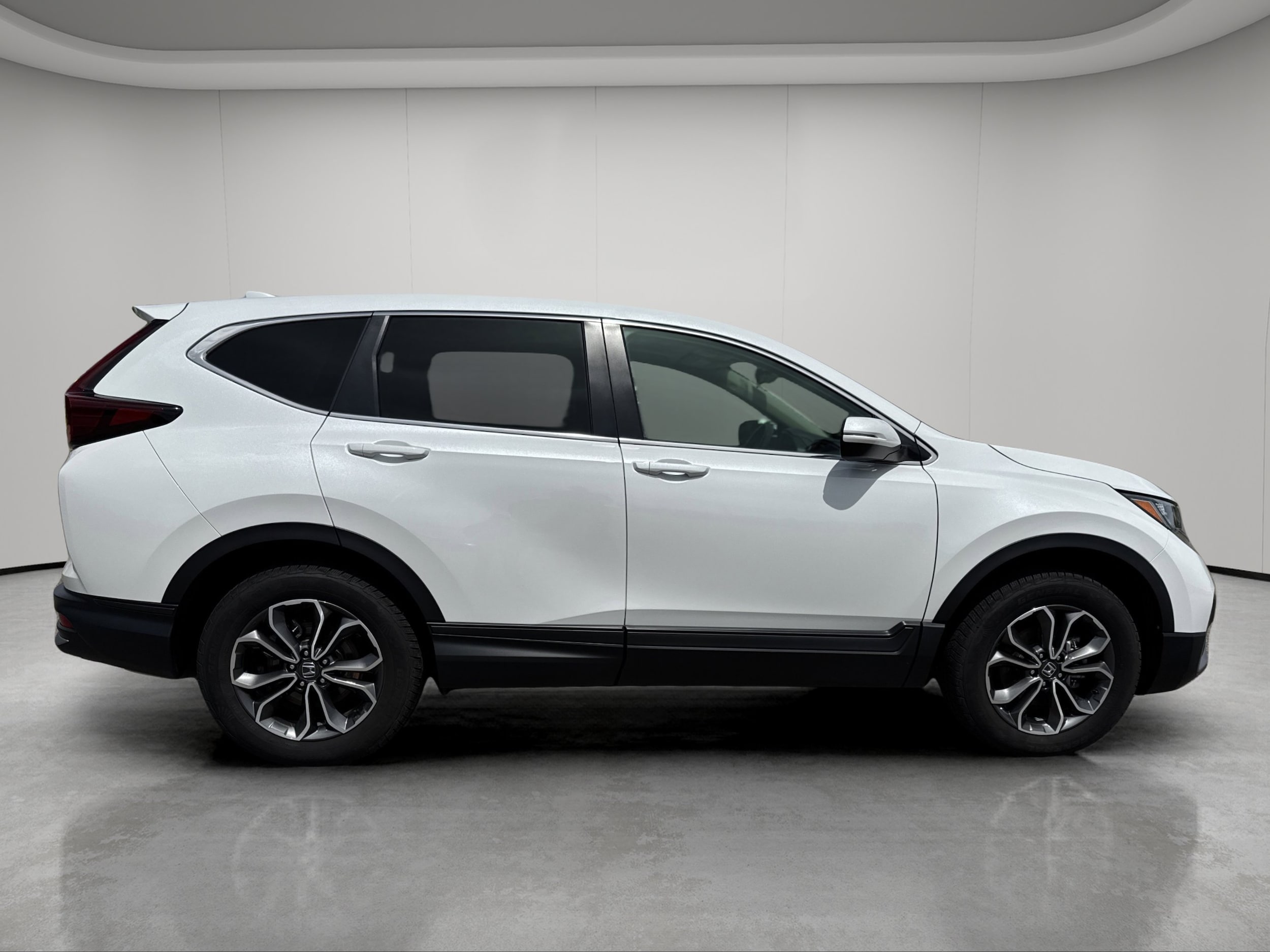 Used 2022 Honda CR-V EX with VIN 2HKRW2H51NH660365 for sale in Bemidji, Minnesota