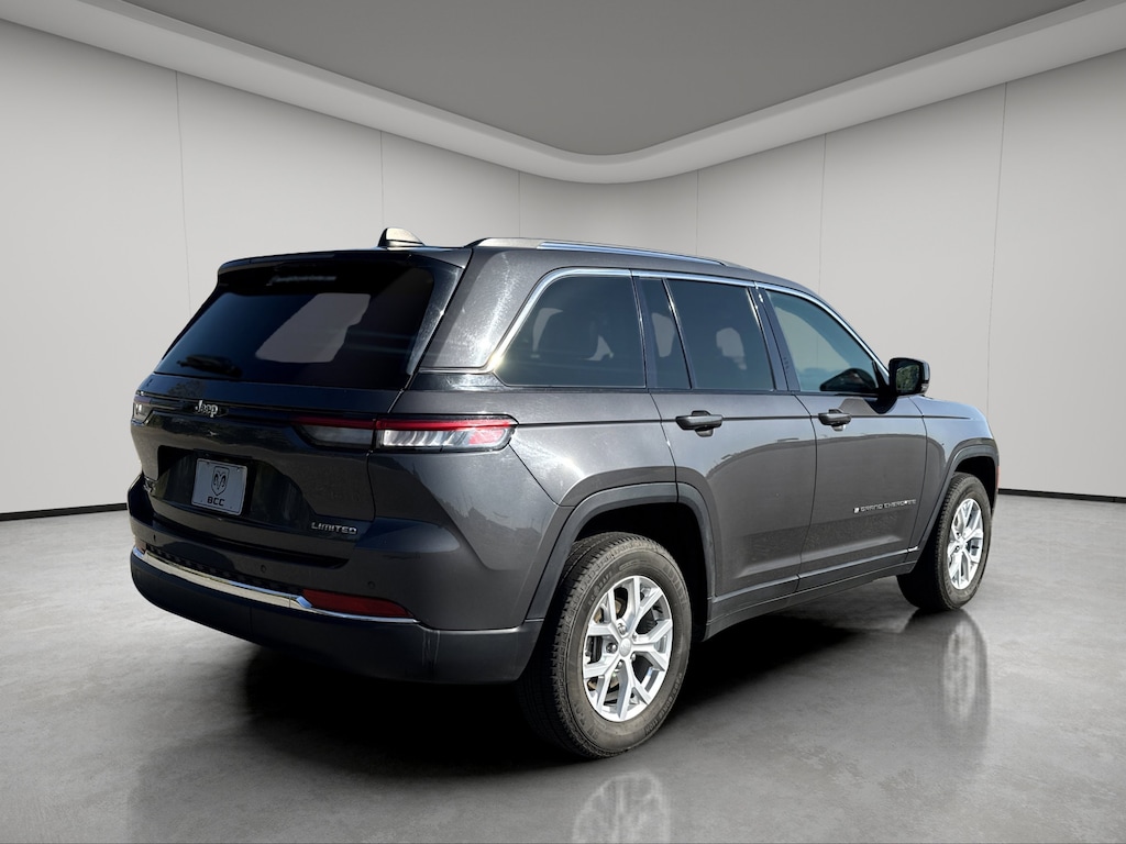 Used 2023 Jeep Grand Cherokee SUV