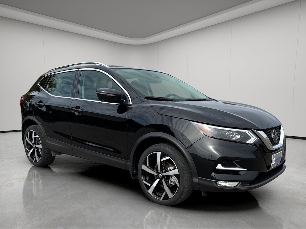 Used 2022 Nissan Rogue Sport SUV