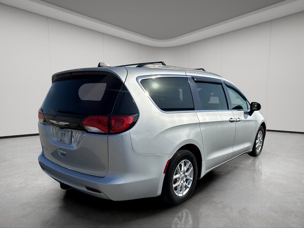 Used 2023 Chrysler Voyager Van