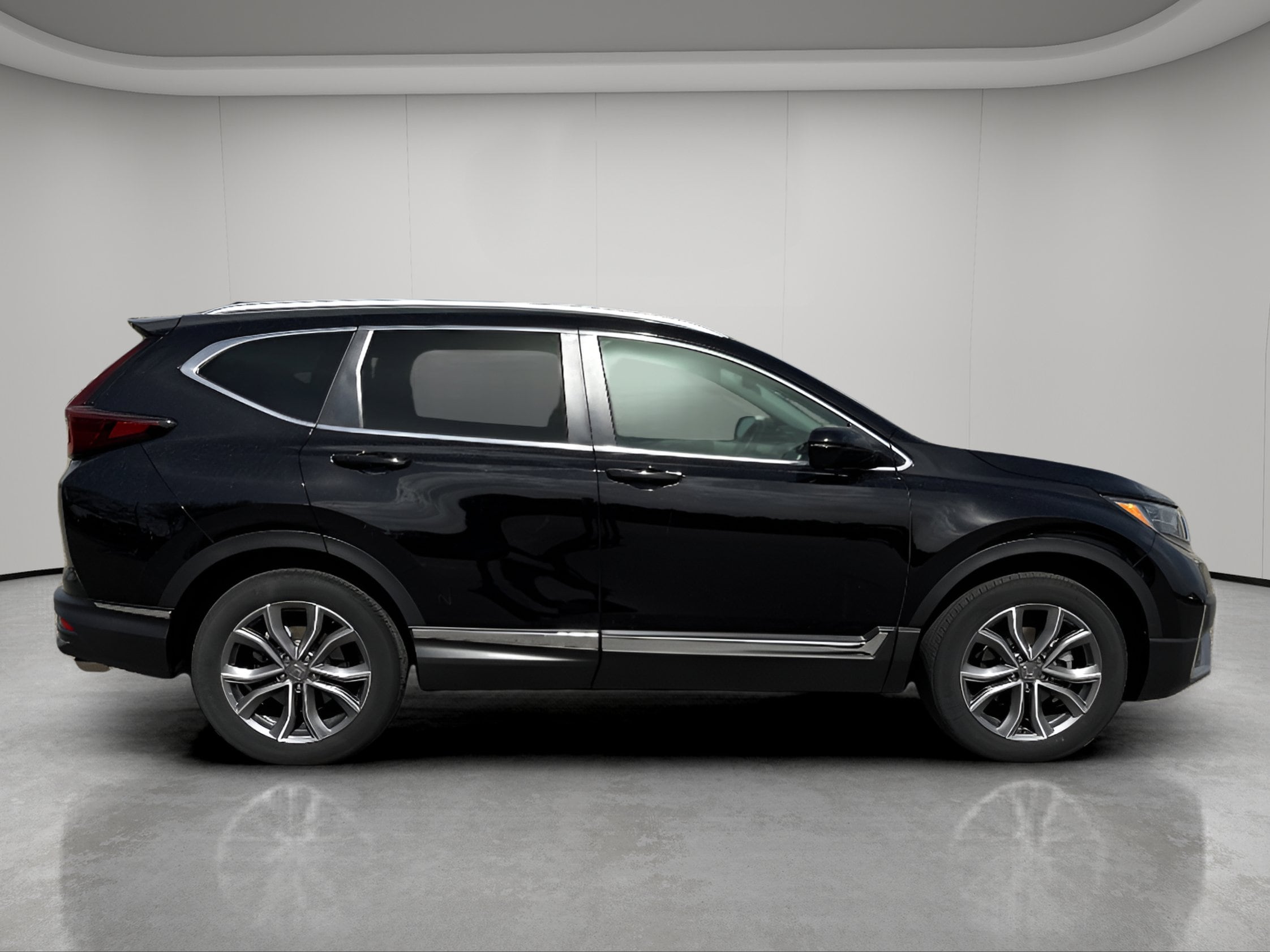 Used 2022 Honda CR-V Touring with VIN 2HKRW2H96NH653012 for sale in Bemidji, Minnesota