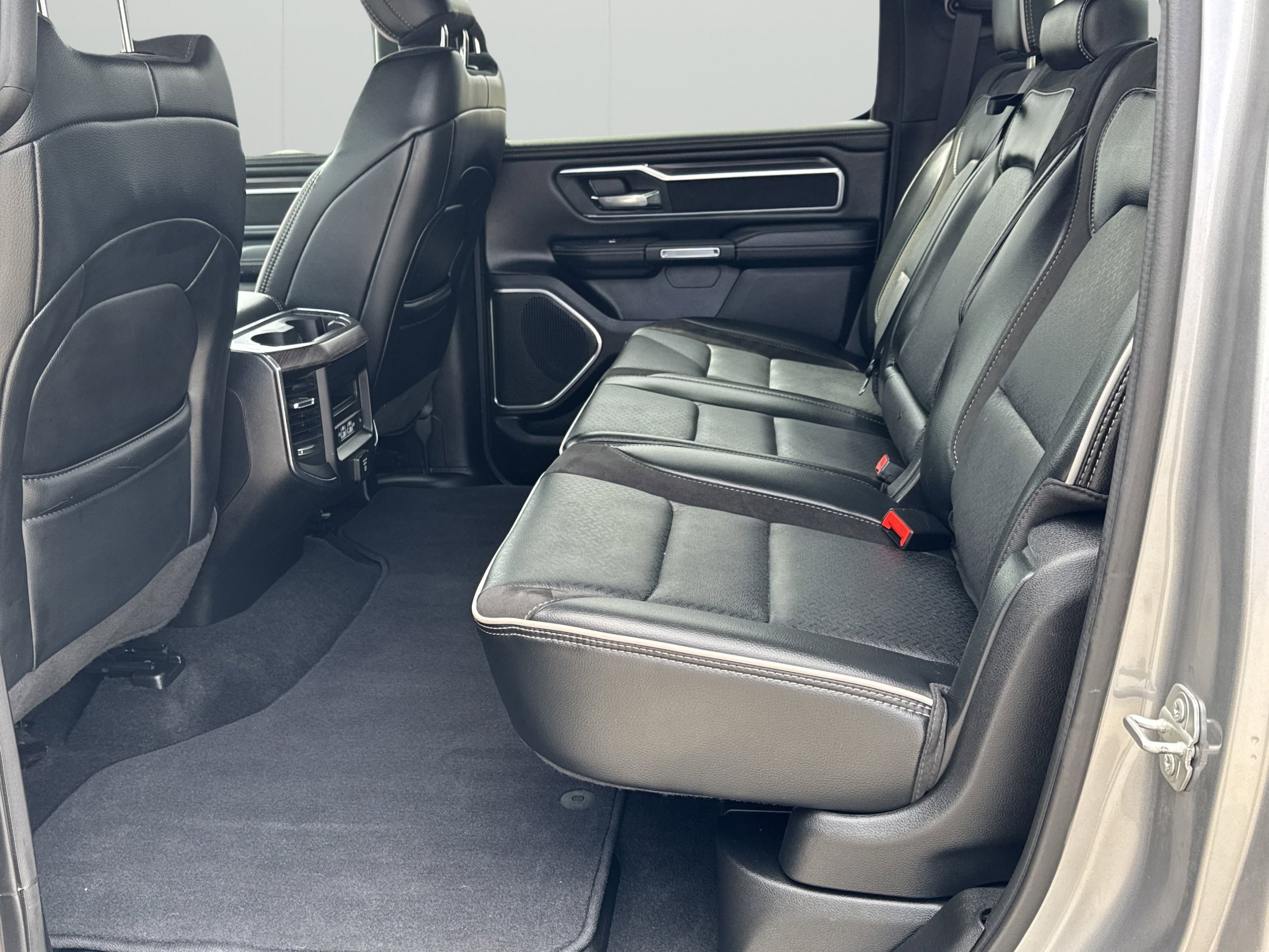 2025 RAM Ram 1500 Pickup Laramie - Photo 12