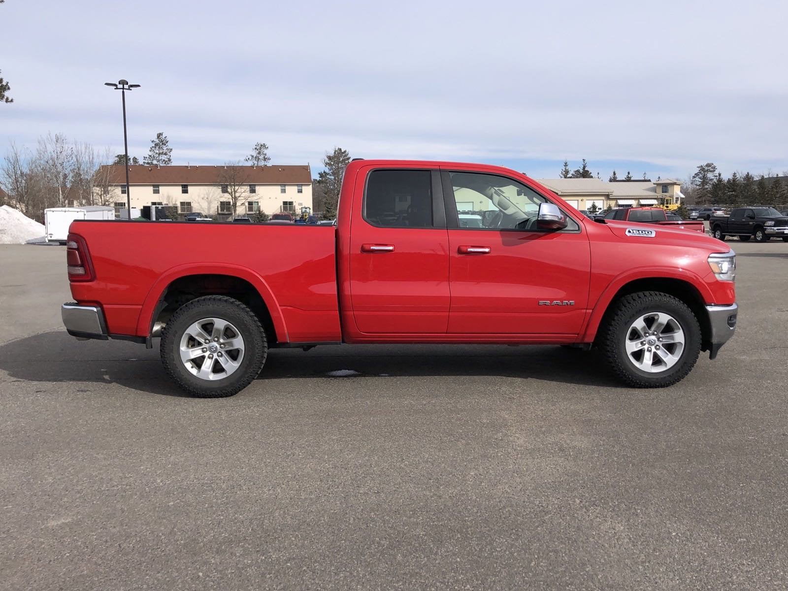 Used 2019 RAM Ram 1500 Pickup Laramie with VIN 1C6SRFDTXKN869823 for sale in Bemidji, MN