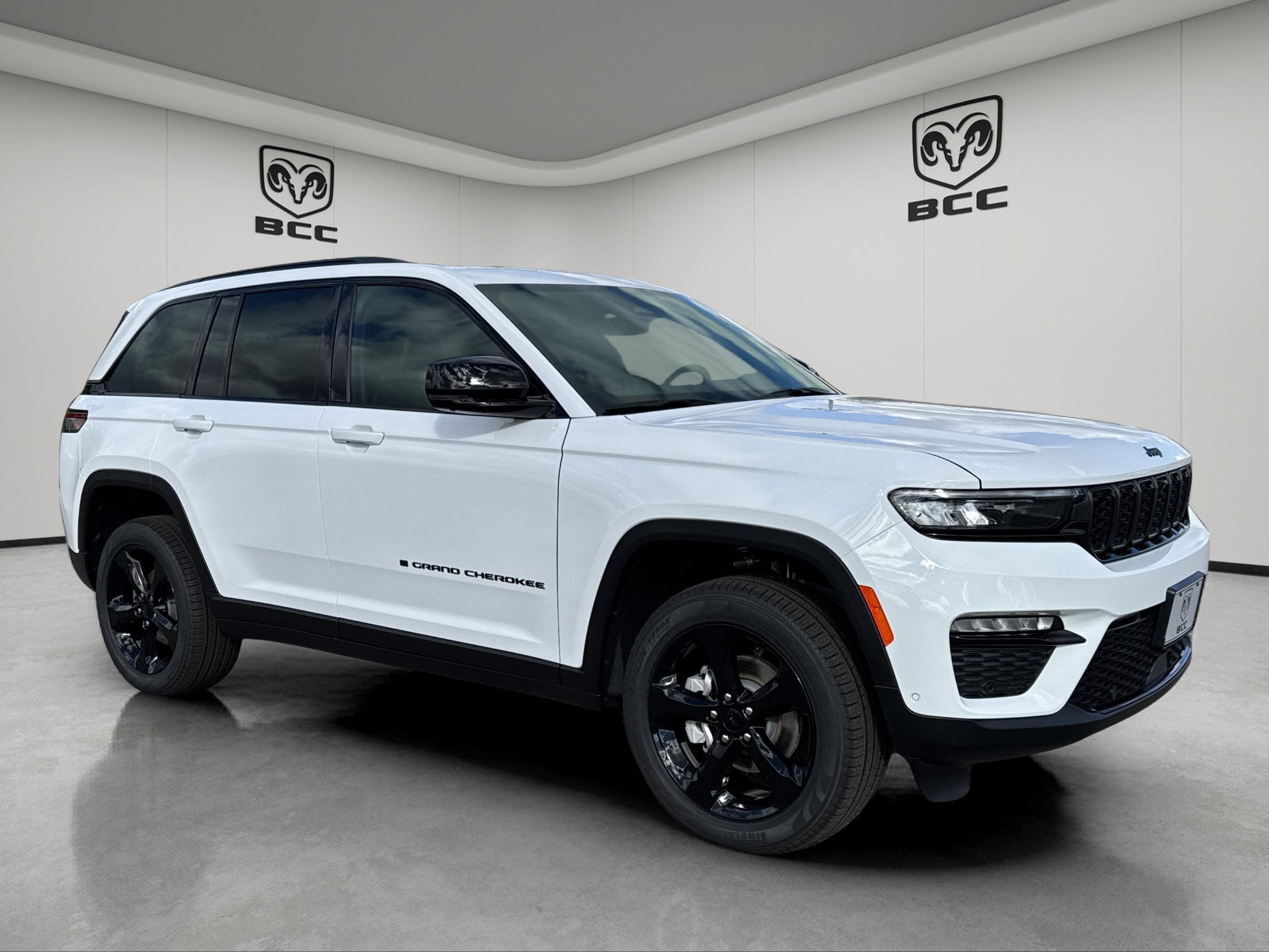 2025 Jeep Grand Cherokee Limited's photo