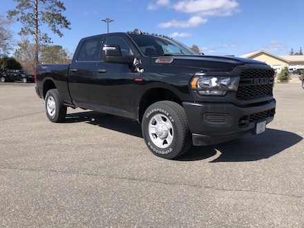 2024 Ram 3500 TRADESMAN CREW CAB 4X4 6'4 BOX Pickup