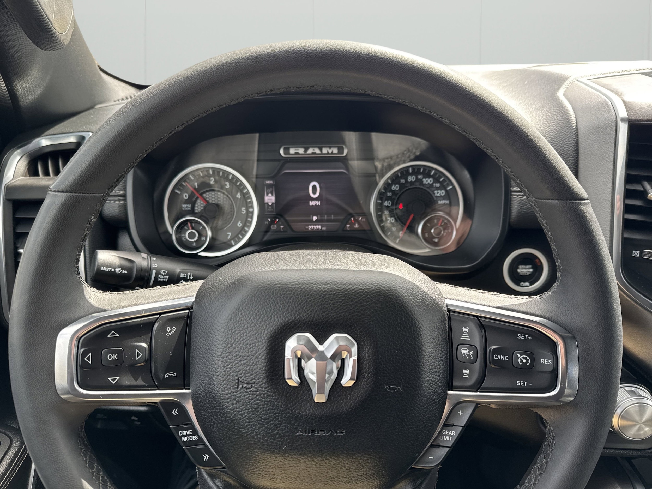 2025 RAM Ram 1500 Pickup Laramie - Photo 9