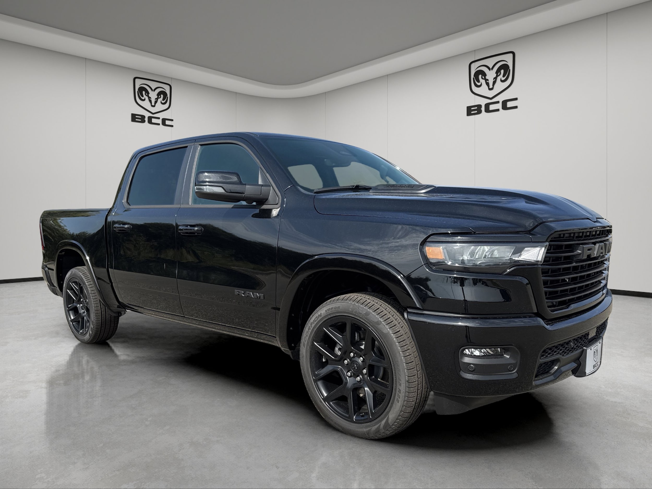2026 RAM Ram 1500 Pickup Laramie's photo