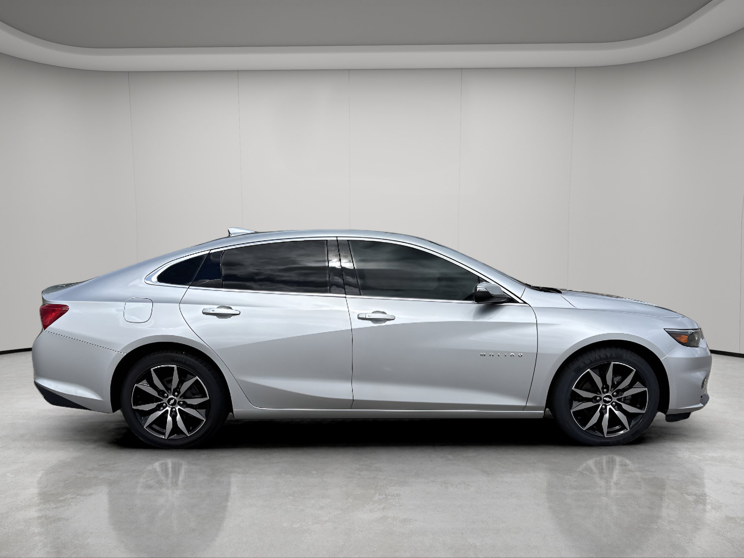 Used 2017 Chevrolet Malibu 1LT with VIN 1G1ZE5ST4HF270184 for sale in Bemidji, Minnesota