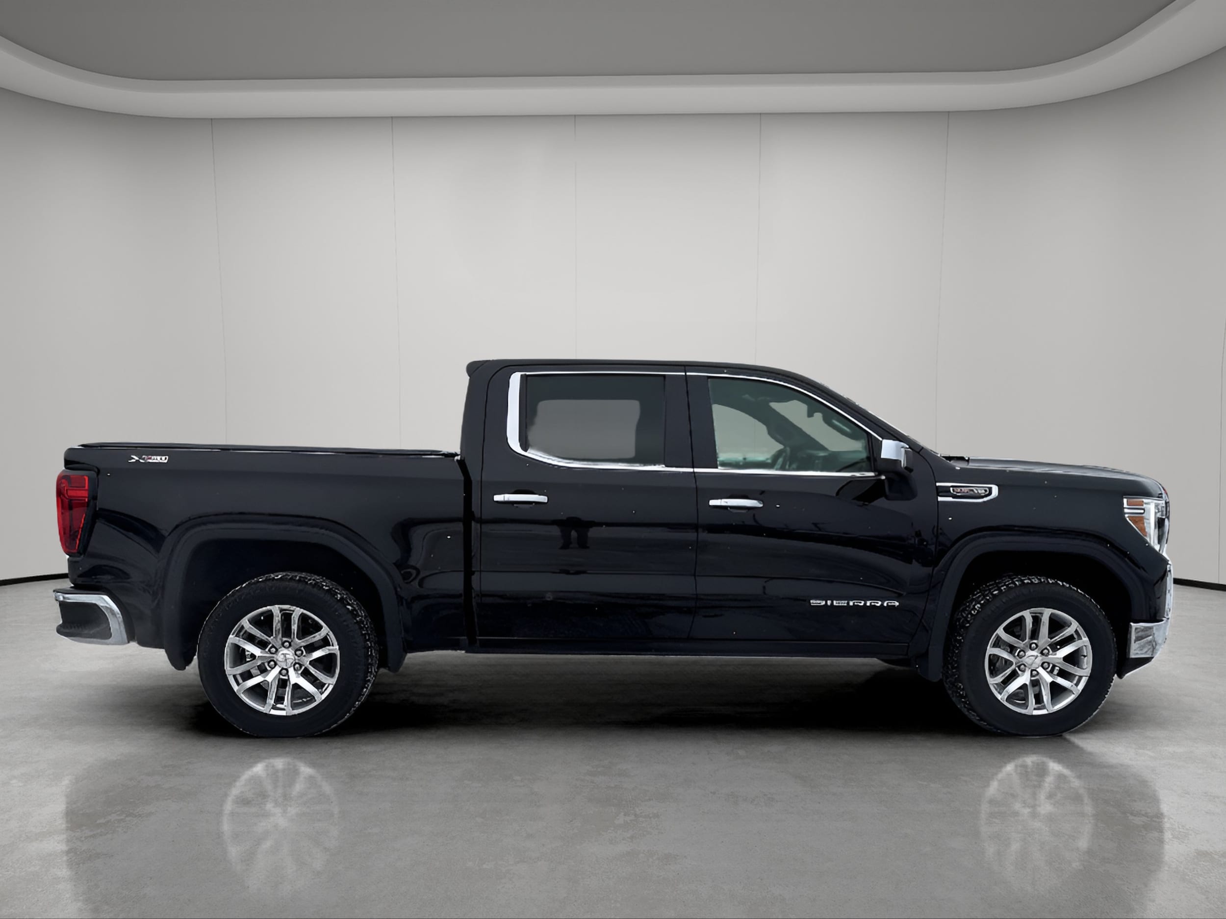 Used 2022 GMC Sierra 1500 Limited SLT with VIN 3GTU9DEL9NG106676 for sale in Bemidji, Minnesota