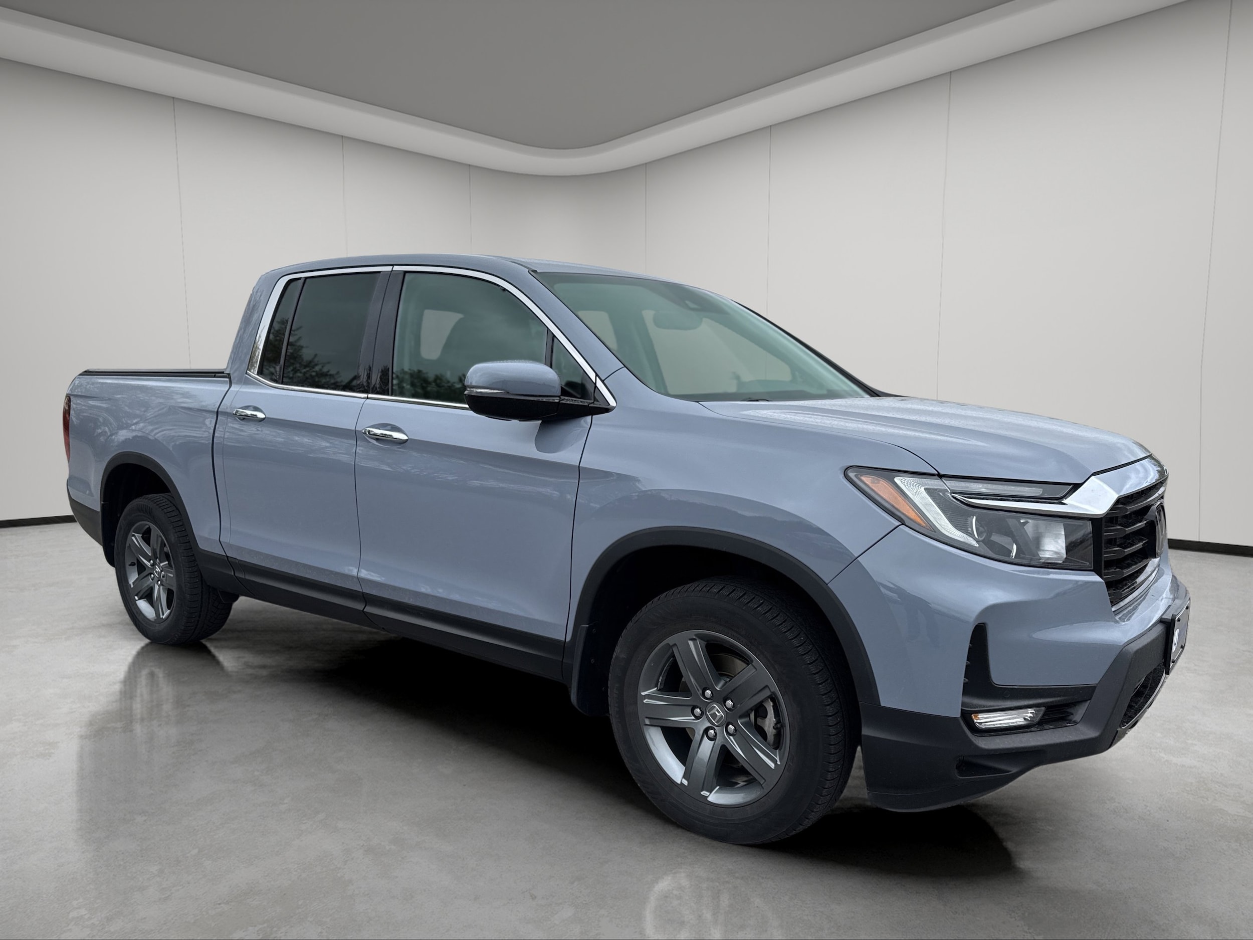 2022 Honda Ridgeline RTL-E AWD's photo
