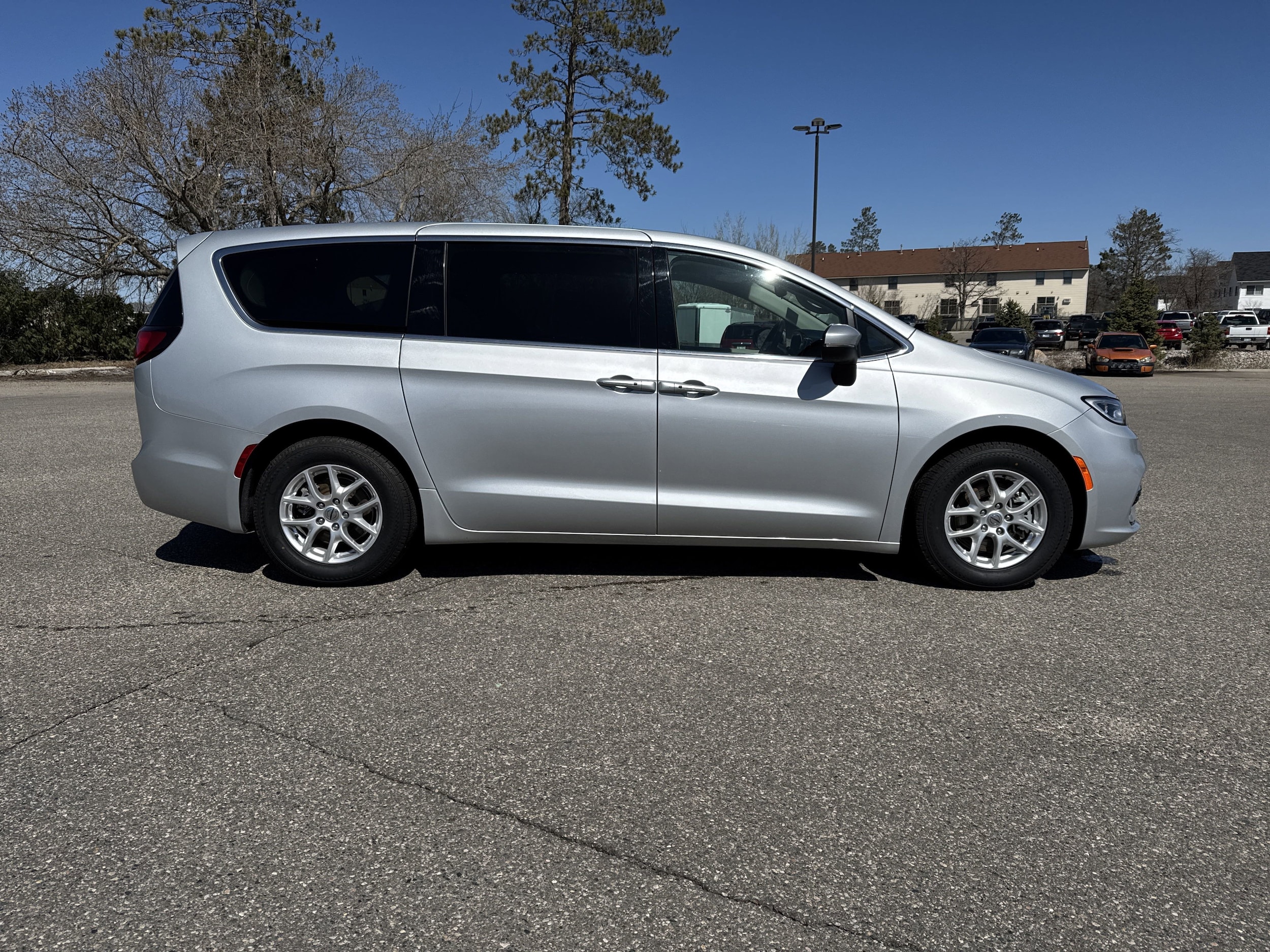 Used 2023 Chrysler Pacifica Touring L with VIN 2C4RC1BG4PR582070 for sale in Bemidji, Minnesota