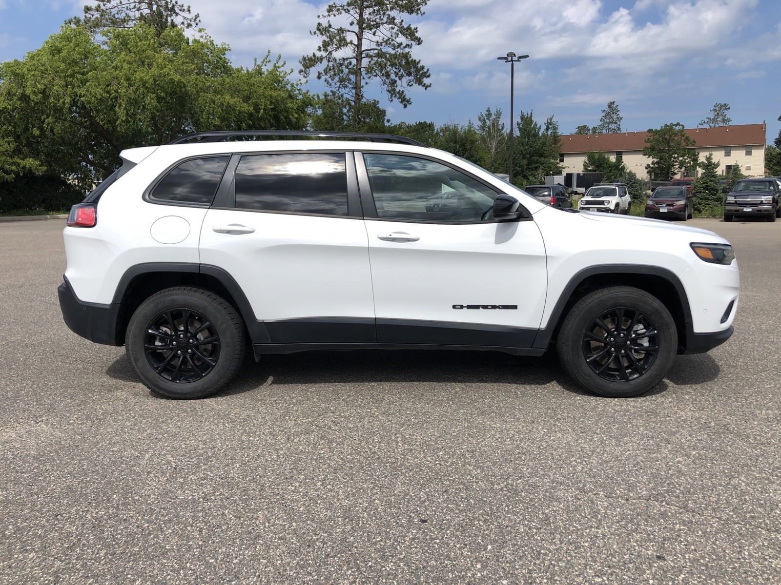 Used 2023 Jeep Cherokee Altitude Lux with VIN 1C4PJMMBXPD111723 for sale in Bemidji, MN