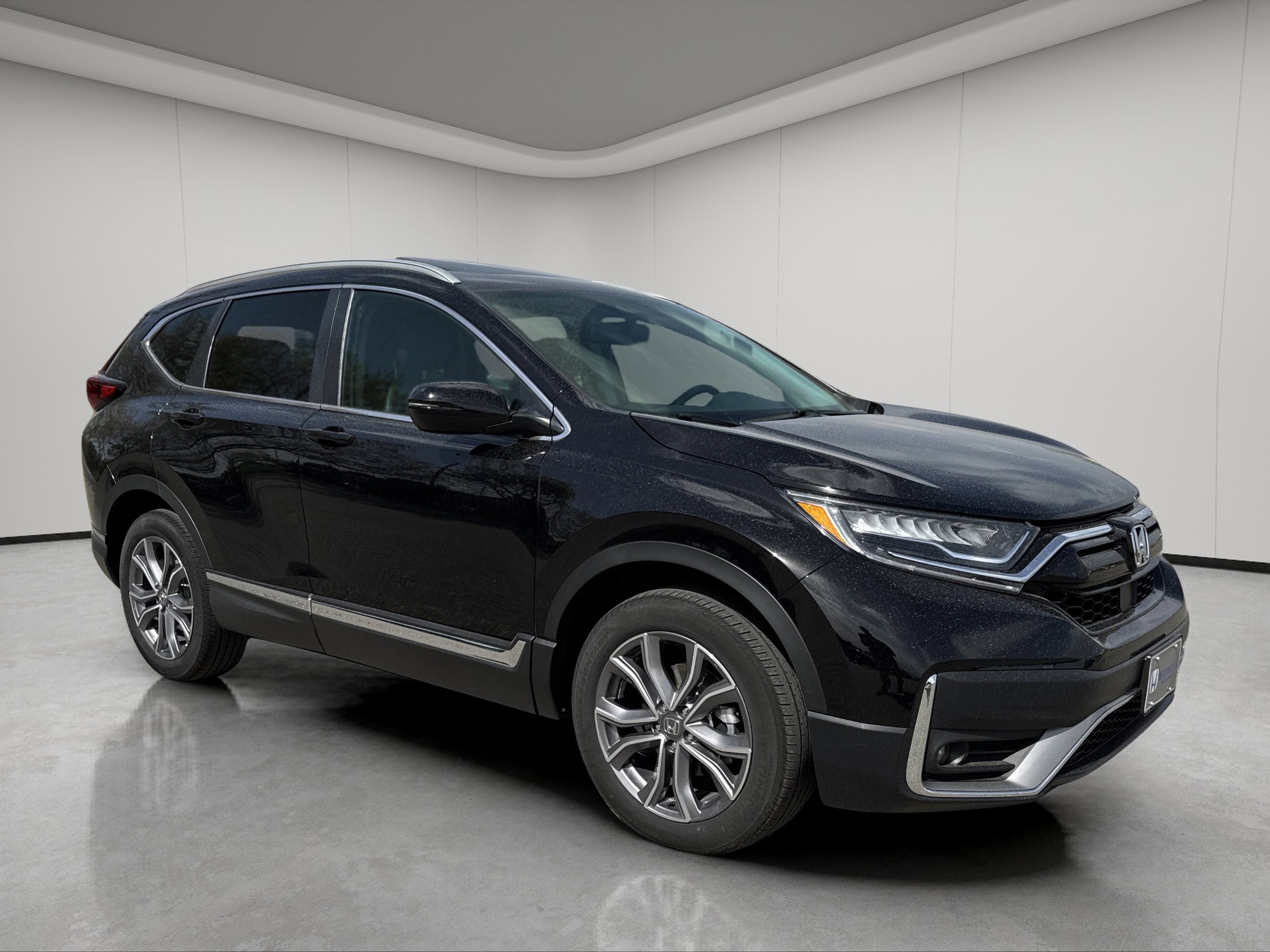 2022 Honda CR-V Touring AWD's photo