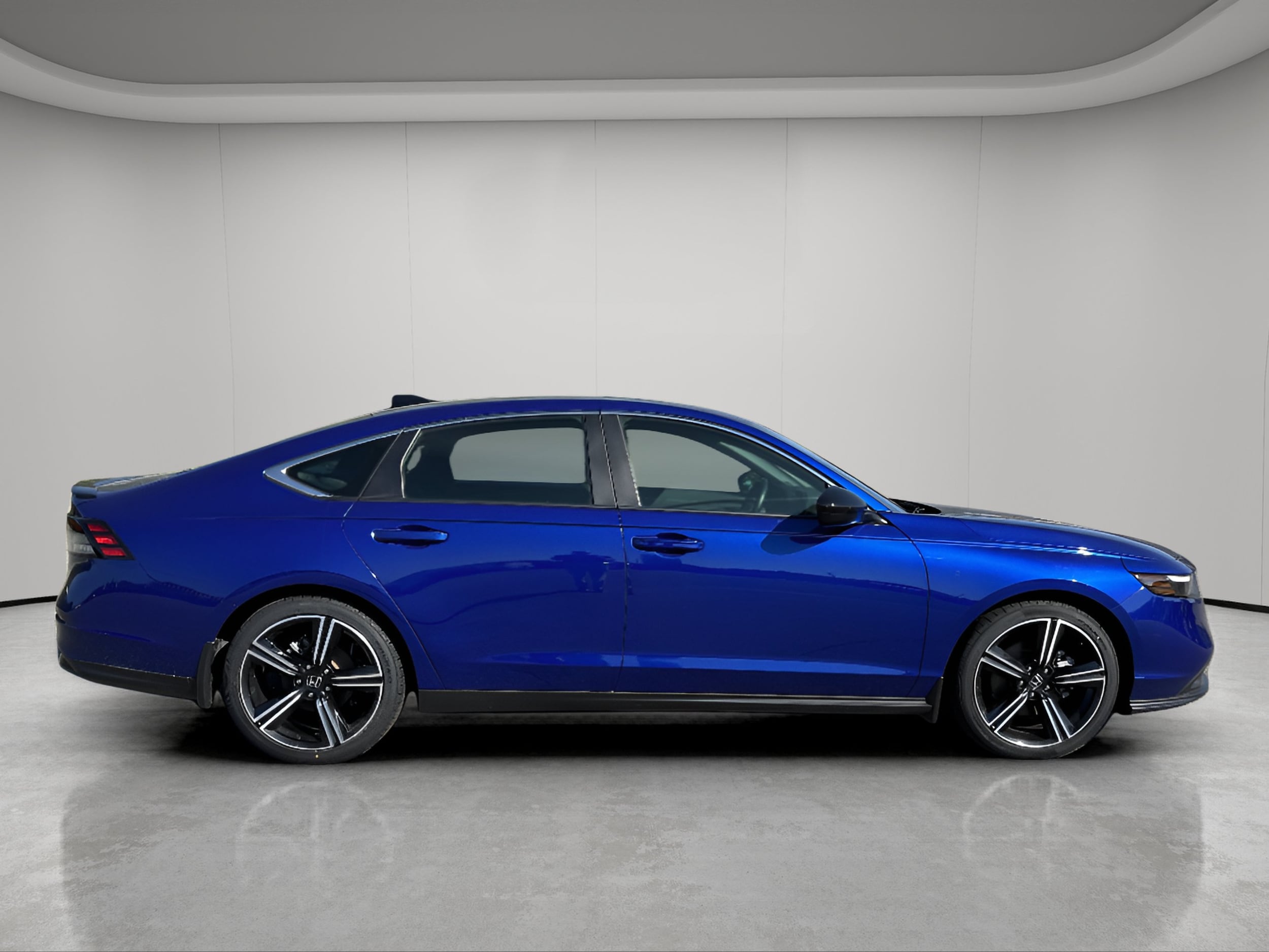 Used 2023 Honda Accord Hybrid Sport with VIN 1HGCY2F53PA023086 for sale in Bemidji, Minnesota