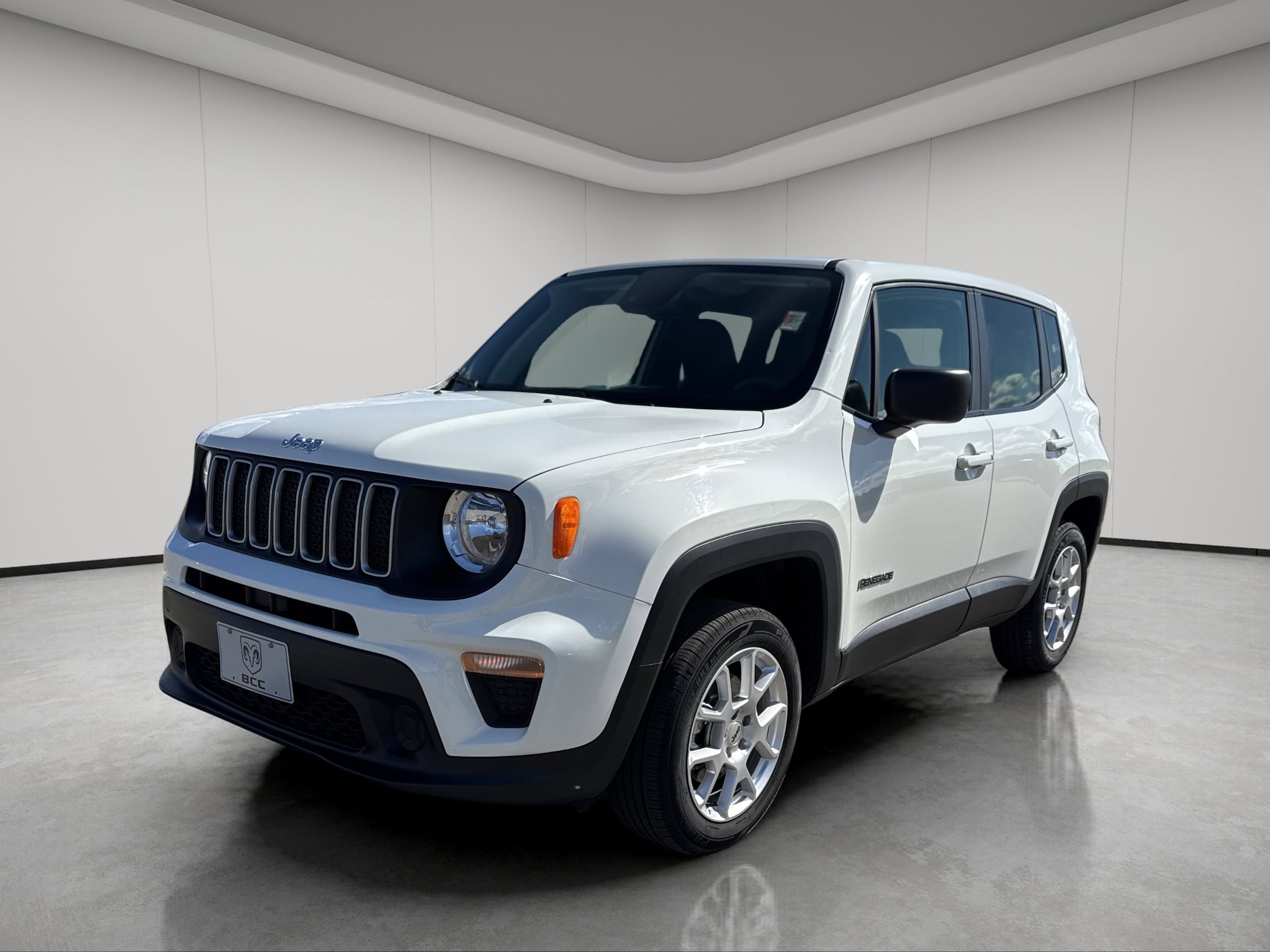 2023 Jeep Renegade Latitude 4x4's photo