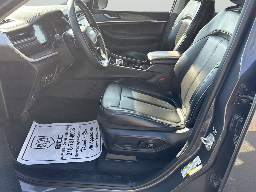 Used 2023 Jeep Grand Cherokee SUV