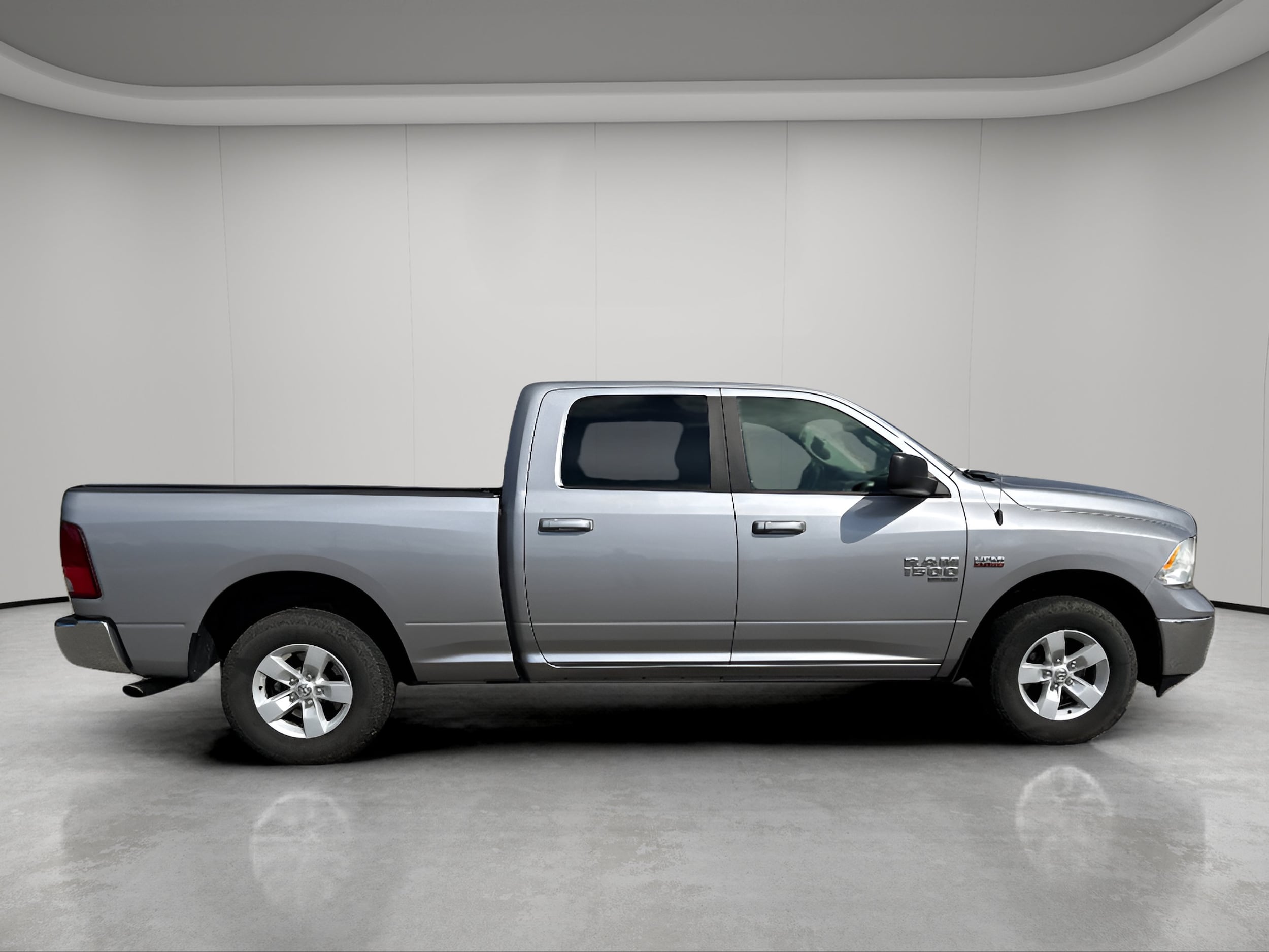 Used 2020 RAM Ram 1500 Classic SLT with VIN 1C6RR7TT2LS124914 for sale in Bemidji, Minnesota