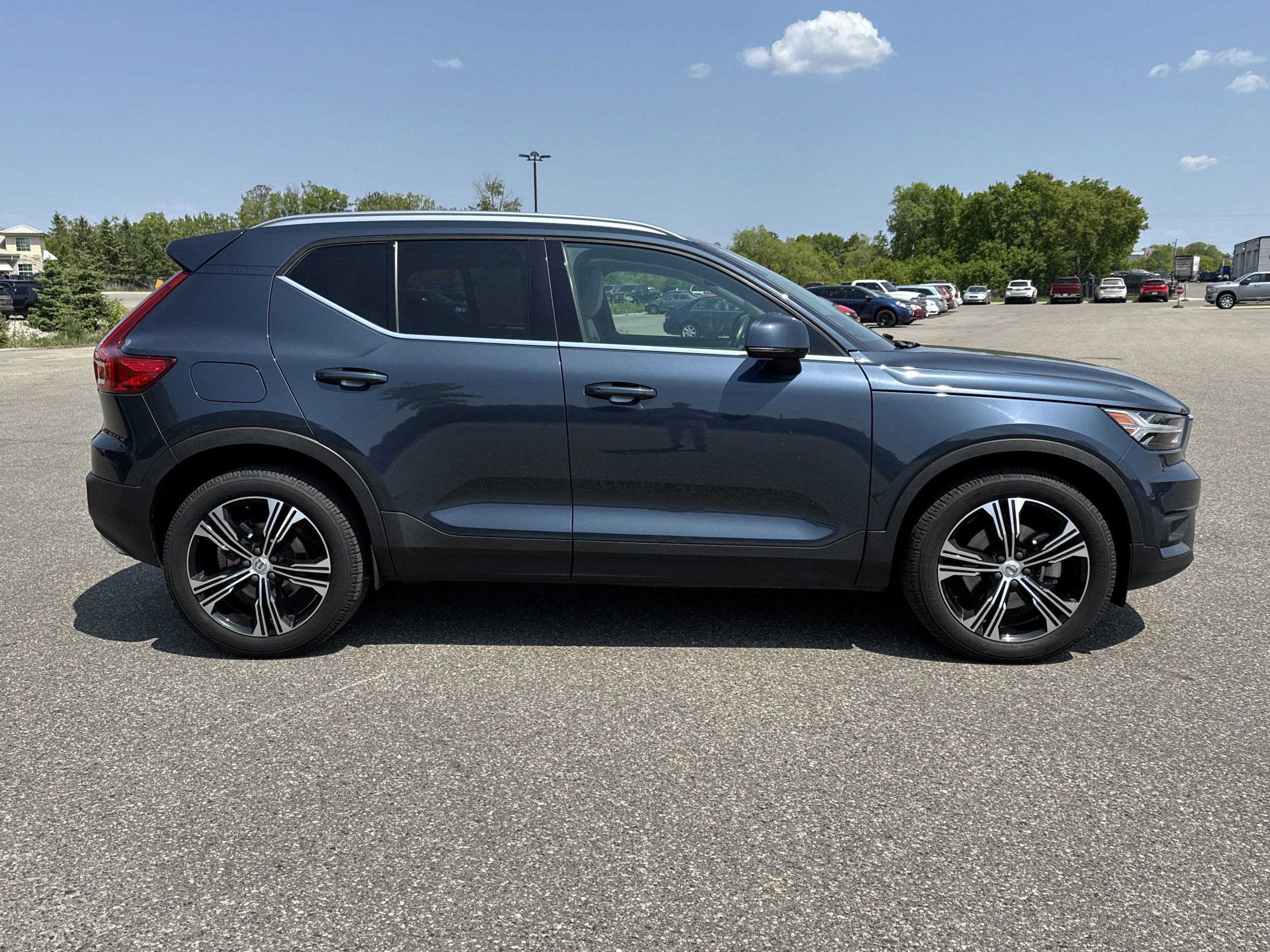 Used 2020 Volvo XC40 Inscription with VIN YV4162UL6L2331996 for sale in Bemidji, Minnesota