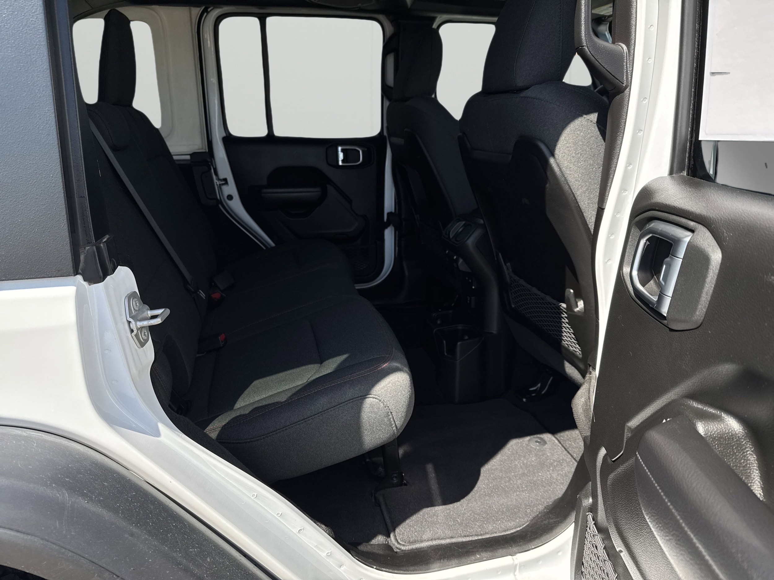 2024 Jeep Wrangler 4-Door Rubicon - Photo 18