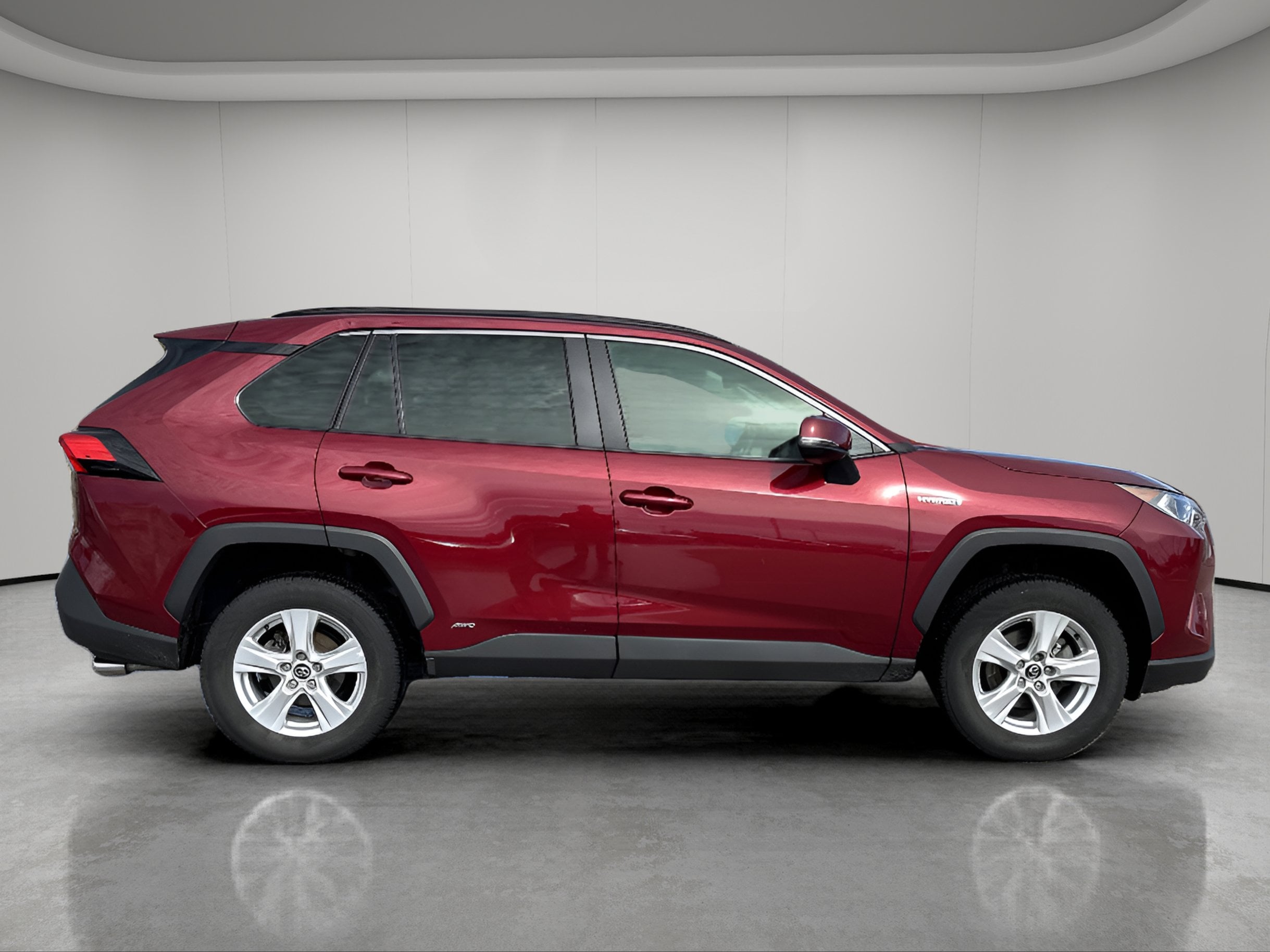 Used 2021 Toyota RAV4 XLE with VIN 4T3R6RFV9MU012002 for sale in Bemidji, Minnesota