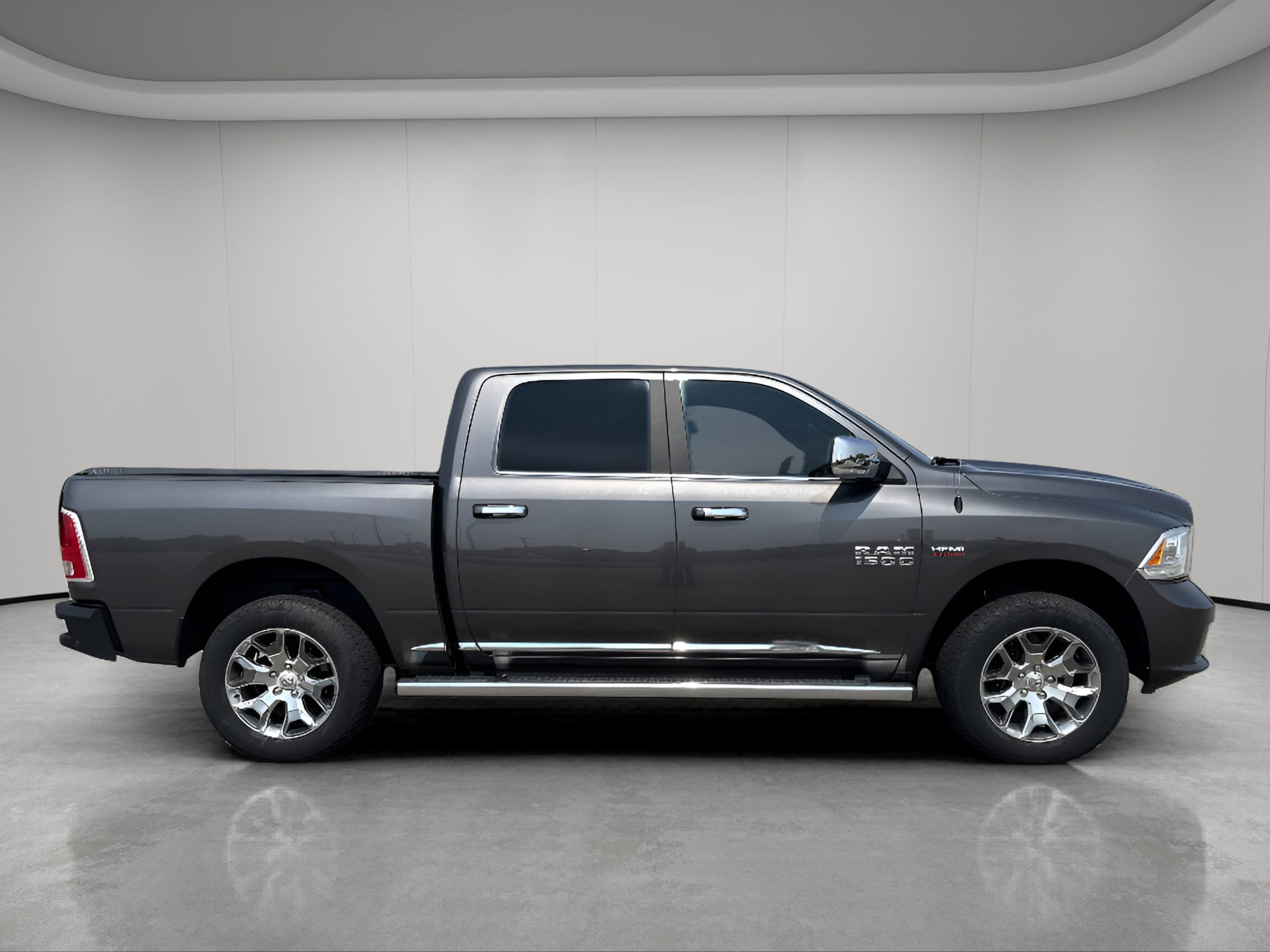 Used 2017 RAM Ram 1500 Pickup Laramie Limited with VIN 1C6RR7PT4HS617981 for sale in Bemidji, Minnesota
