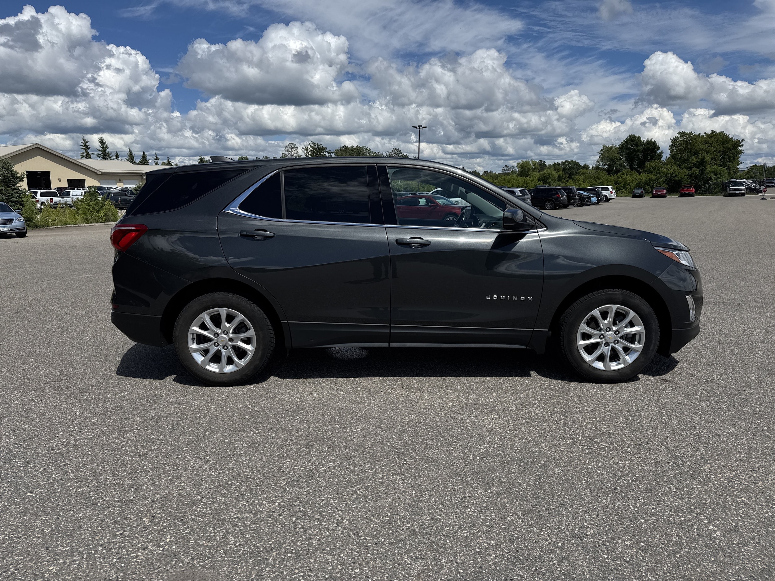Used 2020 Chevrolet Equinox LT with VIN 2GNAXUEV7L6268784 for sale in Bemidji, Minnesota