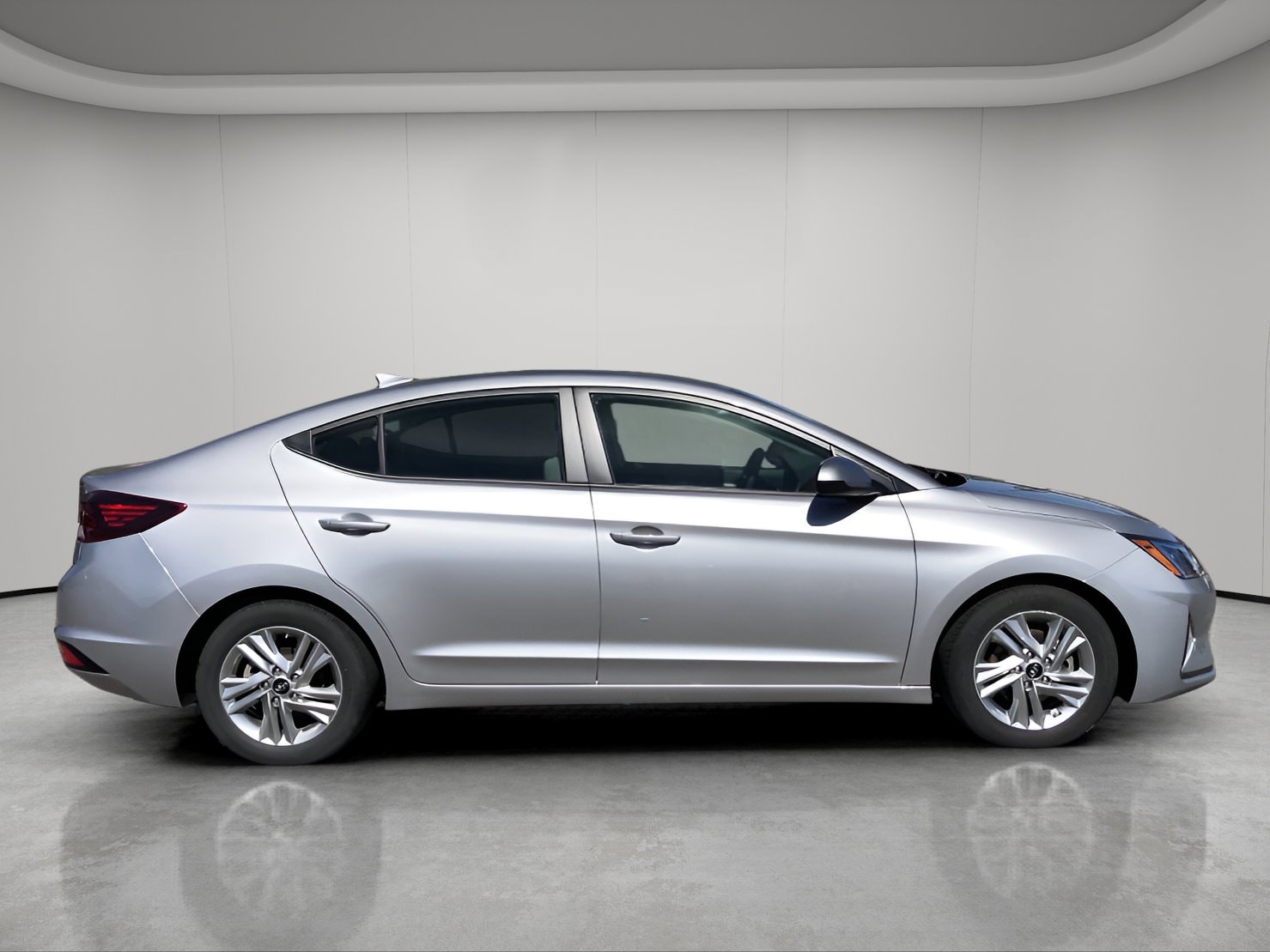 Used 2020 Hyundai Elantra SEL with VIN 5NPD84LF7LH554659 for sale in Bemidji, Minnesota