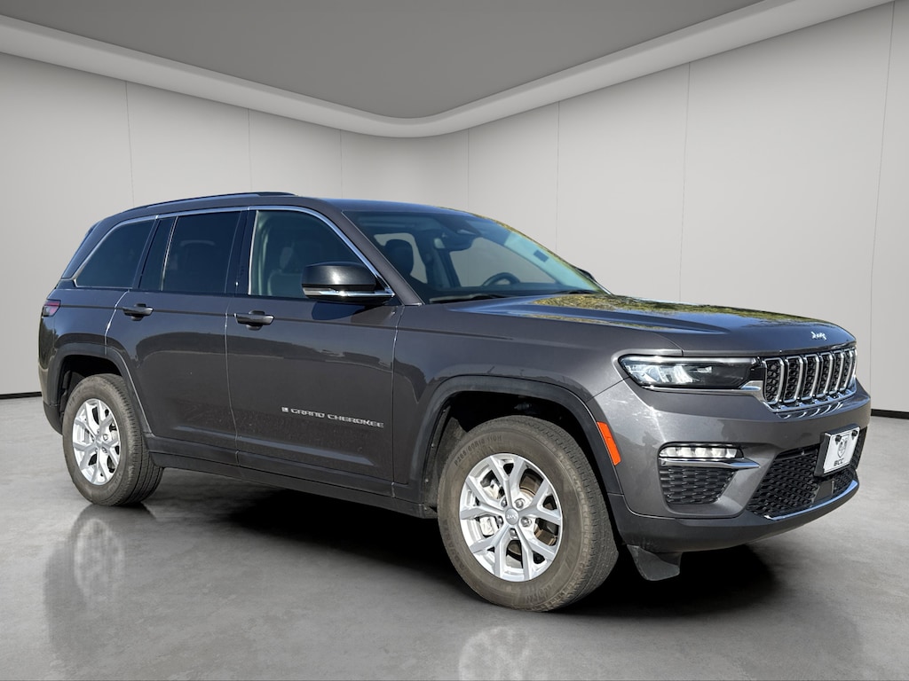 Used 2023 Jeep Grand Cherokee SUV