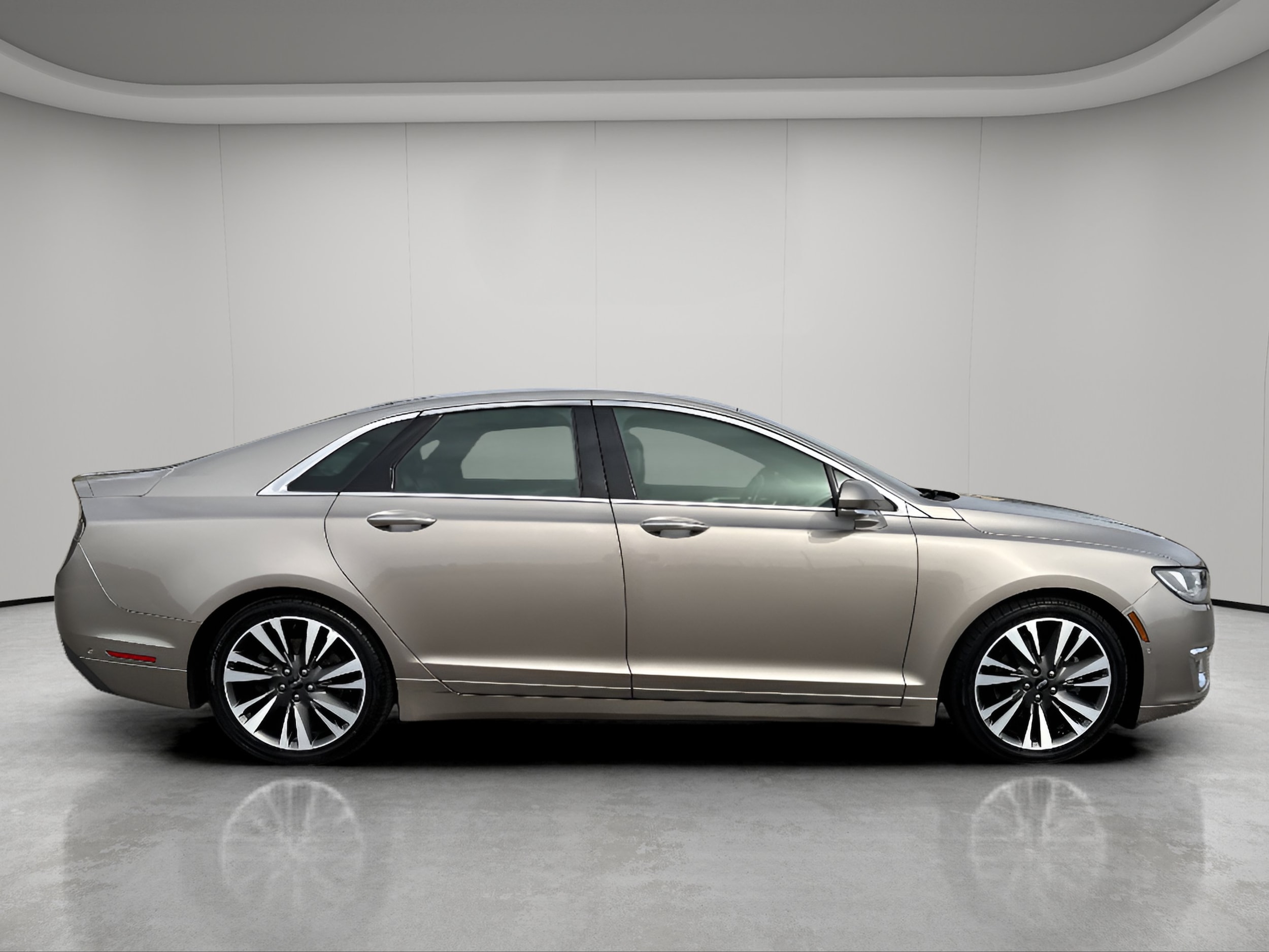 Used 2019 Lincoln MKZ Reserve II with VIN 3LN6L5F9XKR609180 for sale in Bemidji, Minnesota
