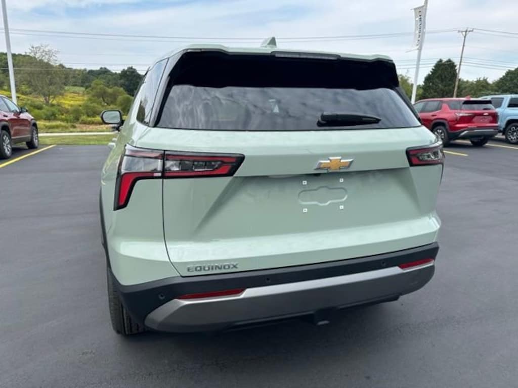 New 2026 Chevrolet Equinox LT SUV