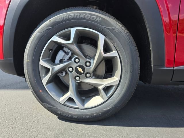 2026 Chevrolet Trax LT - Photo 7