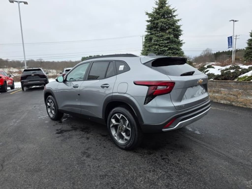 New 2026 Chevrolet Trax LT SUV